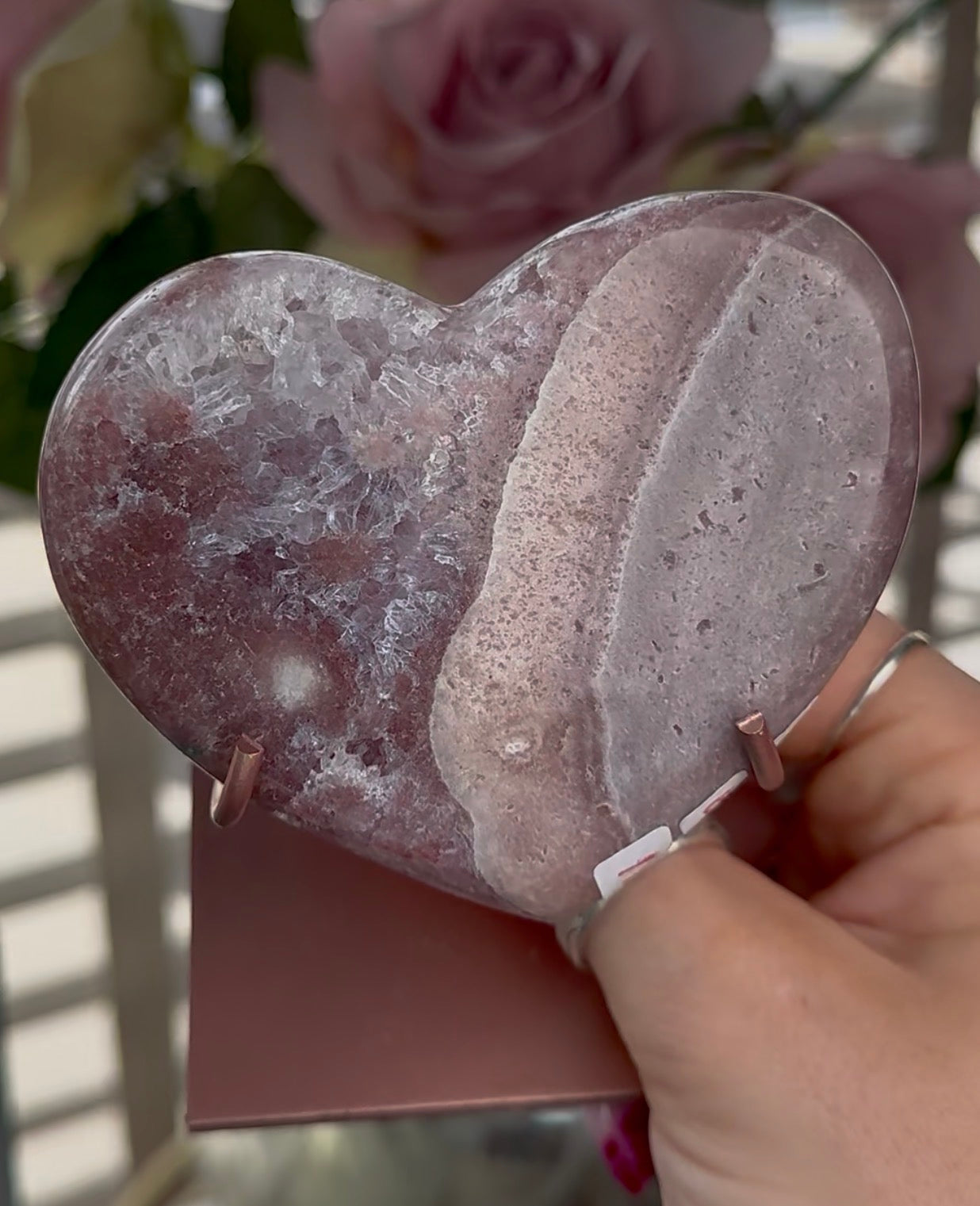 Hq pink amethyst heart - comes with stand