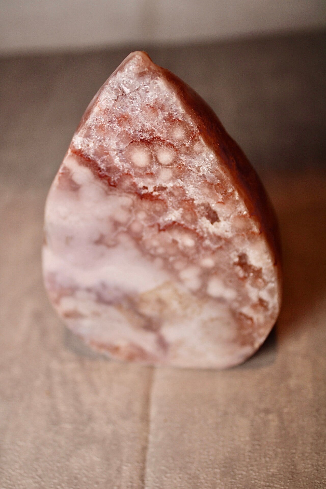 High grade, druzy, pink amethyst flame from Brazil 520g 11.5cm (h) 8cm (w)