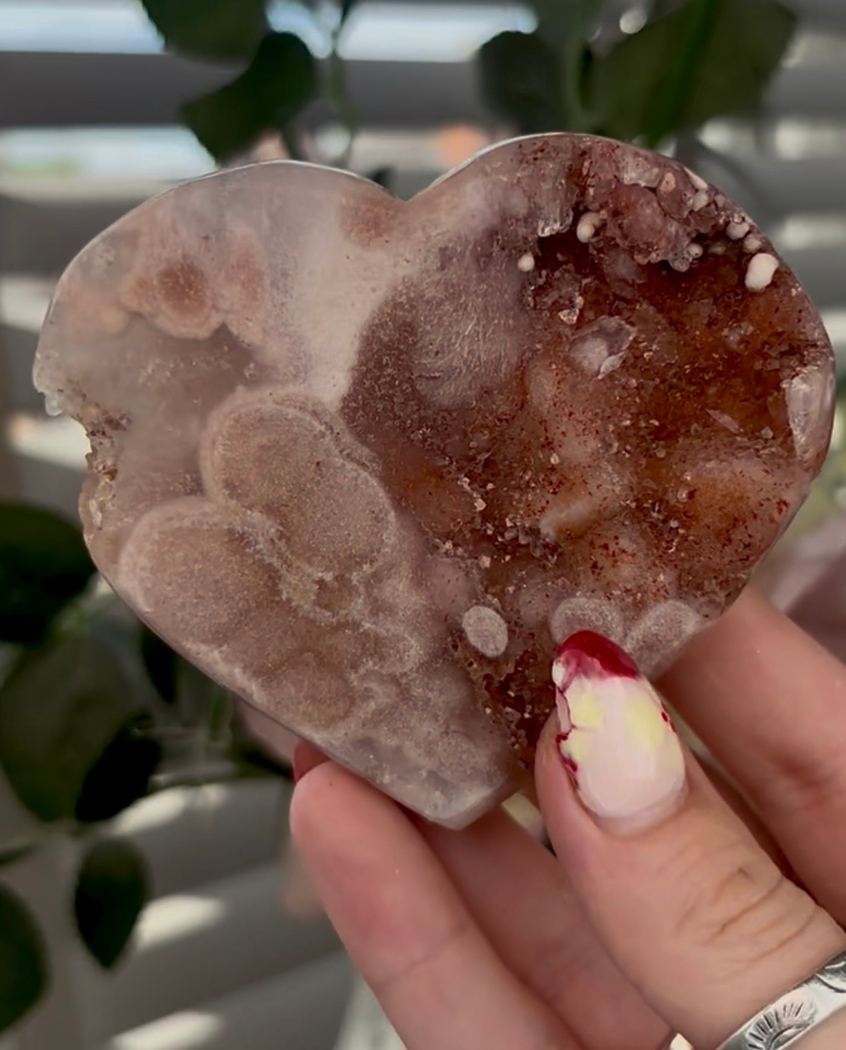 pink amethyst heart - comes with stand (8.5cm)