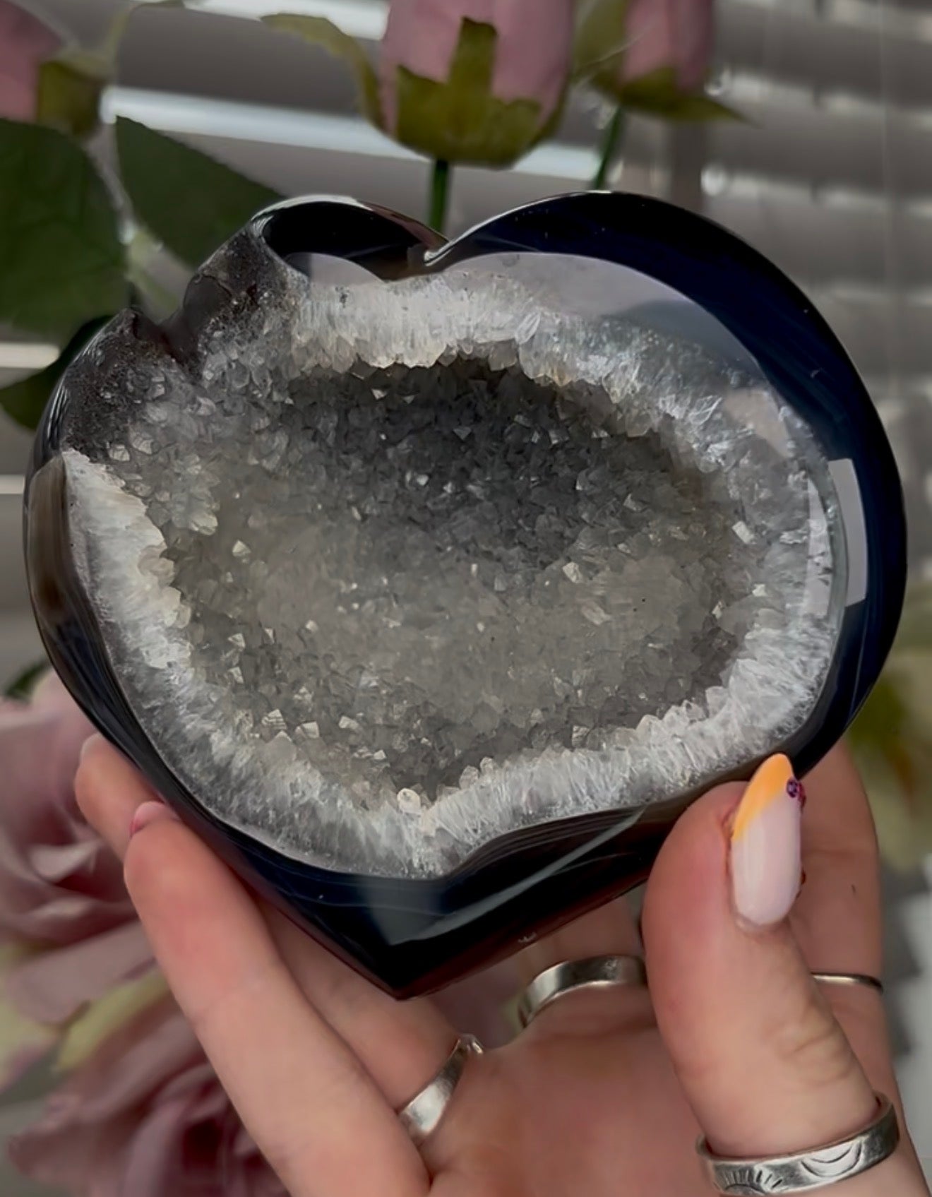 Beautiful, high grade, agate heart with druzy - comes with stand