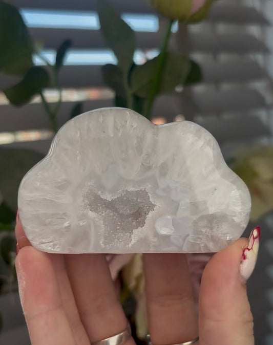 Beautiful, agate cloud with druzy