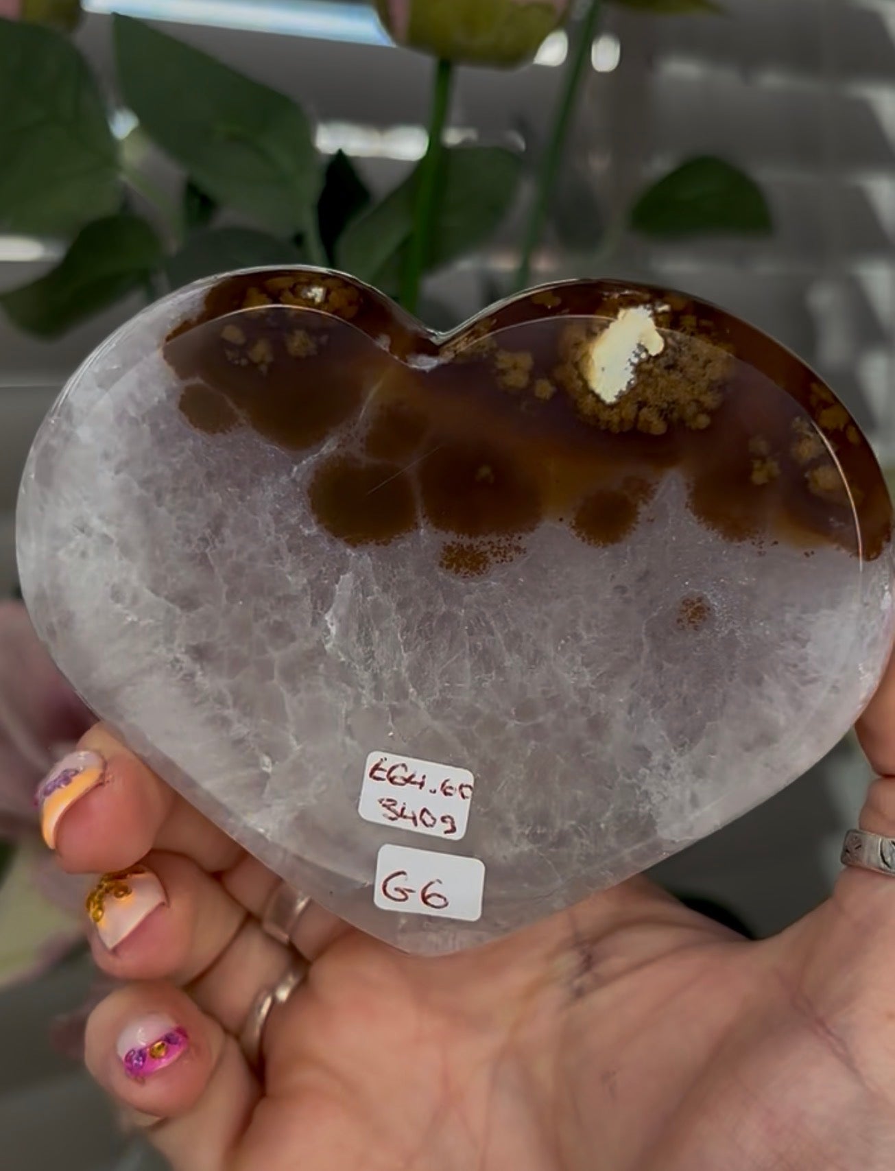 Beautiful, high quality, agate heart with druzy - stand included