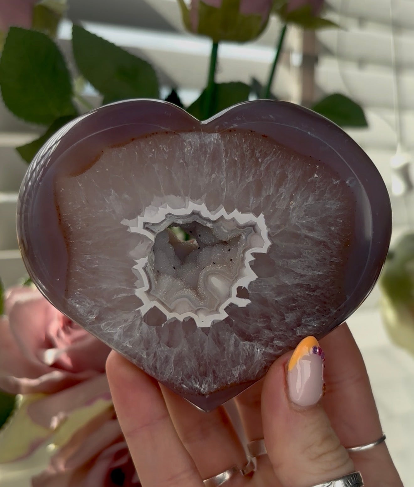 Beautiful, high quality, agate heart with druzy - stand included