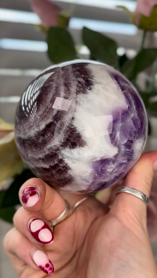 High quality, Dream amethyst sphere