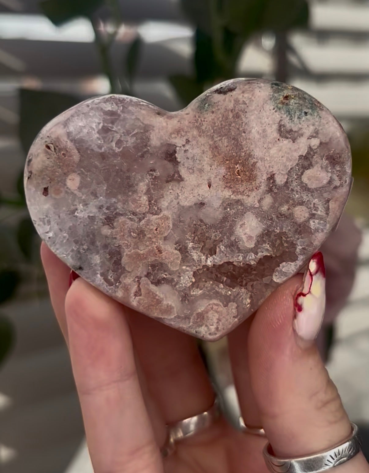pink amethyst heart - comes with stand 7cm