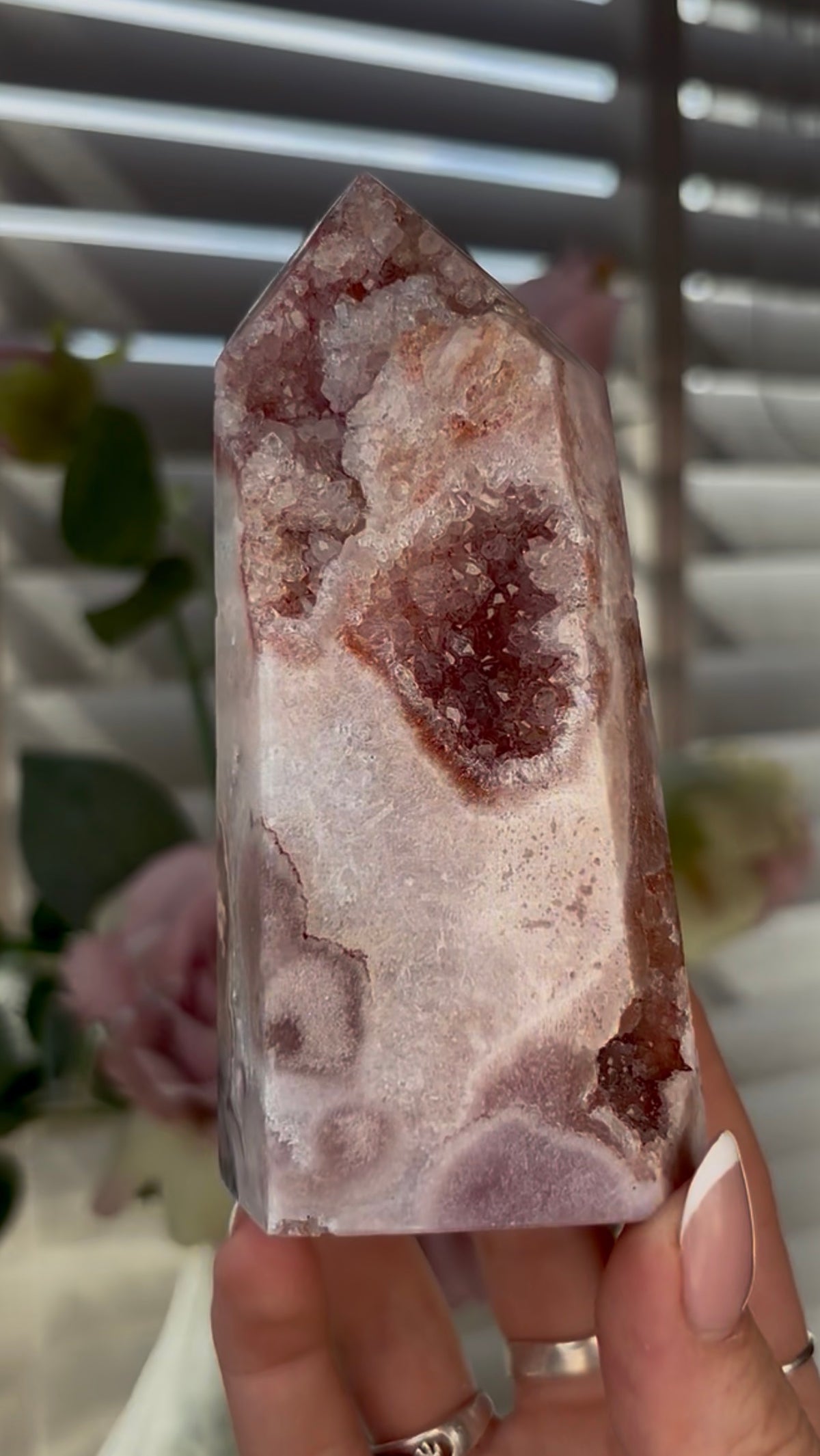 Beautiful, high quality Pink amethyst tower 11.3cm(h) by 5.5cm(w)