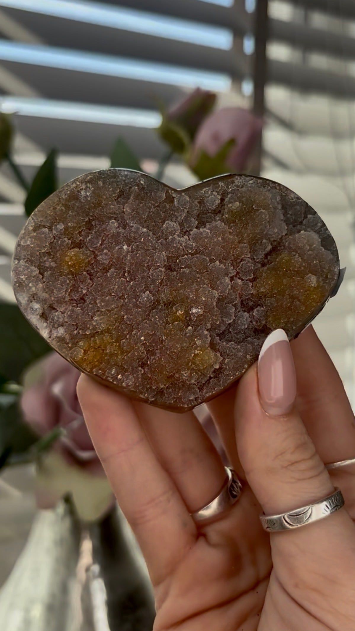 Uruguay amethyst heart - comes with stand