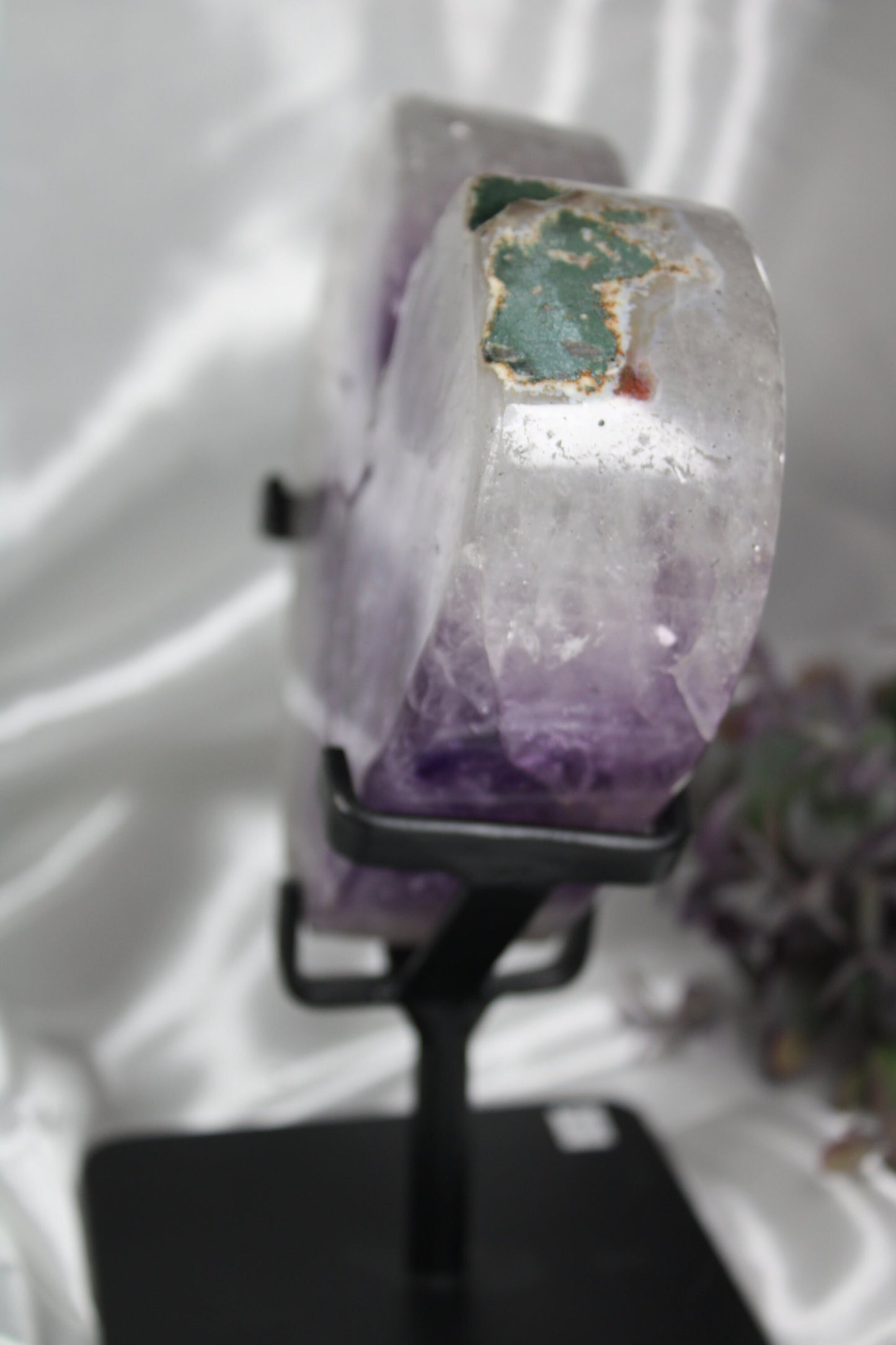 Stunning amethyst heart on stand