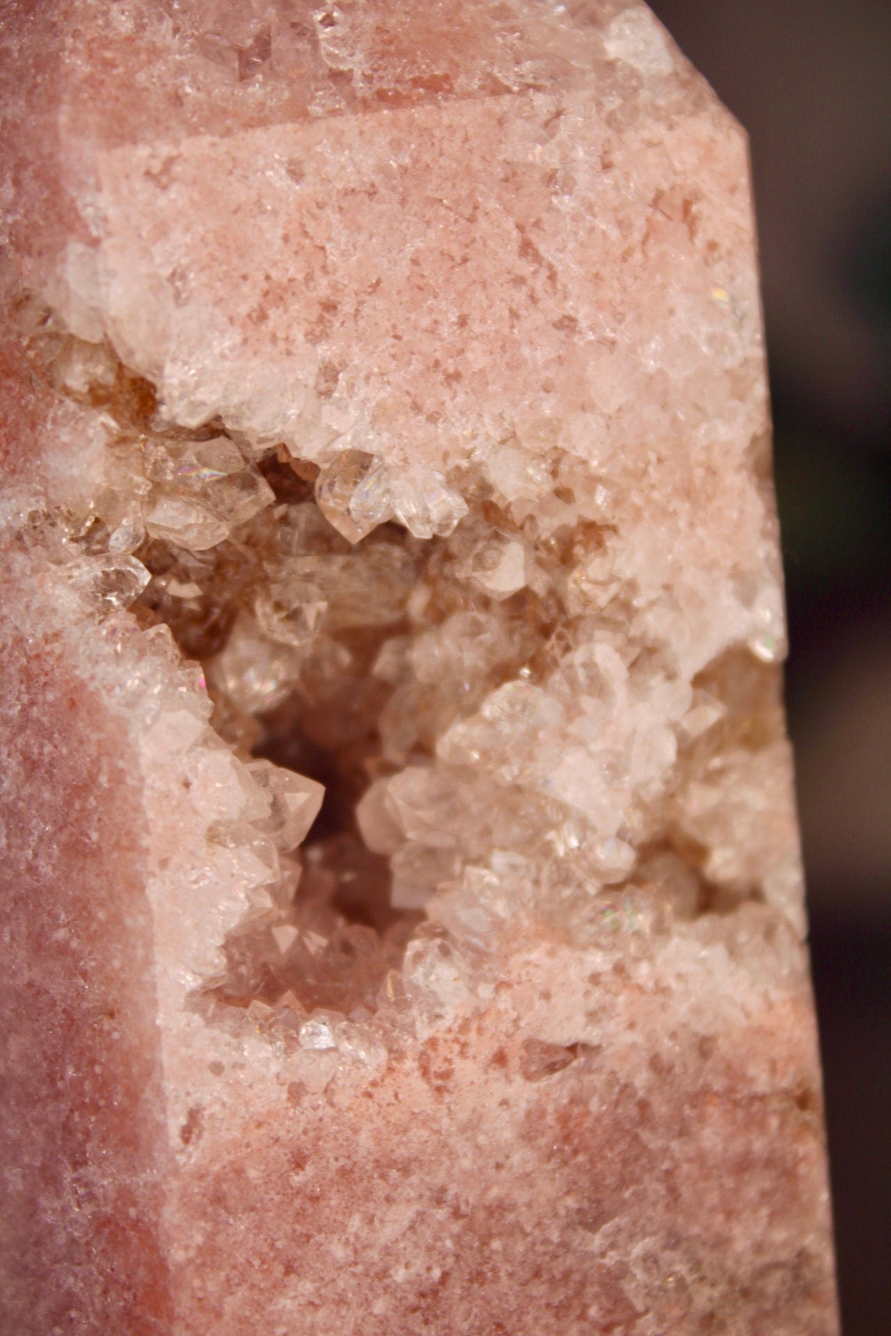 Druzy pink amethyst tower 375g 11cm