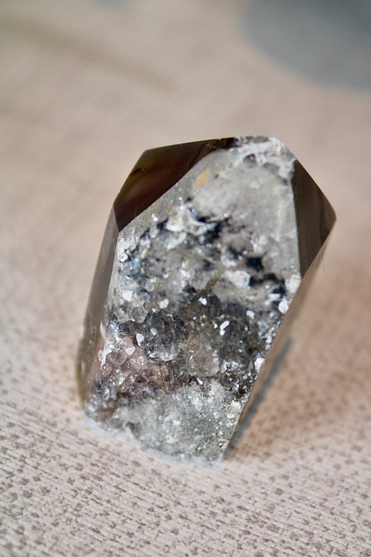 Mini druzy agate tower