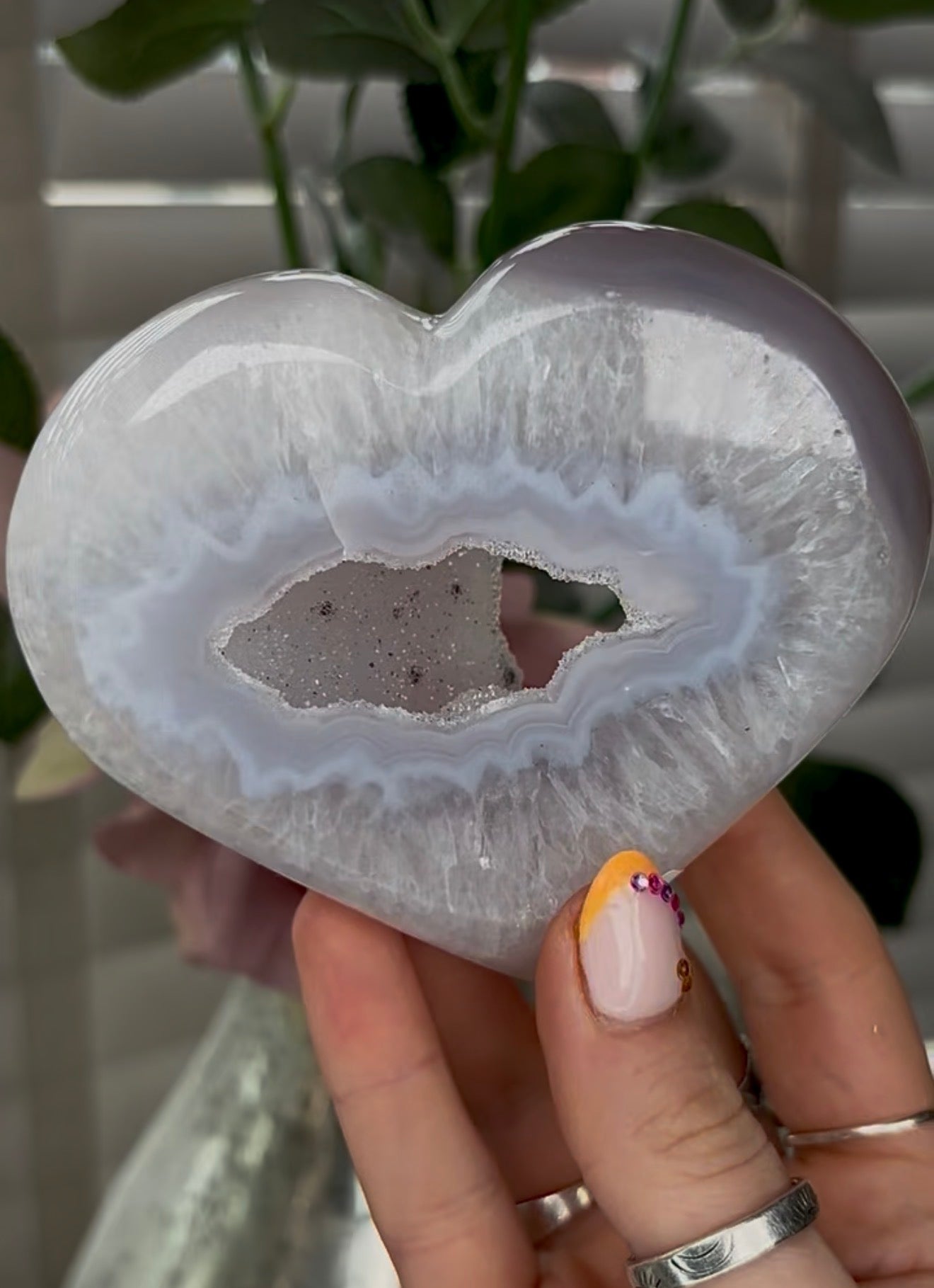 Beautiful, high grade, agate heart with druzy - comes with stand