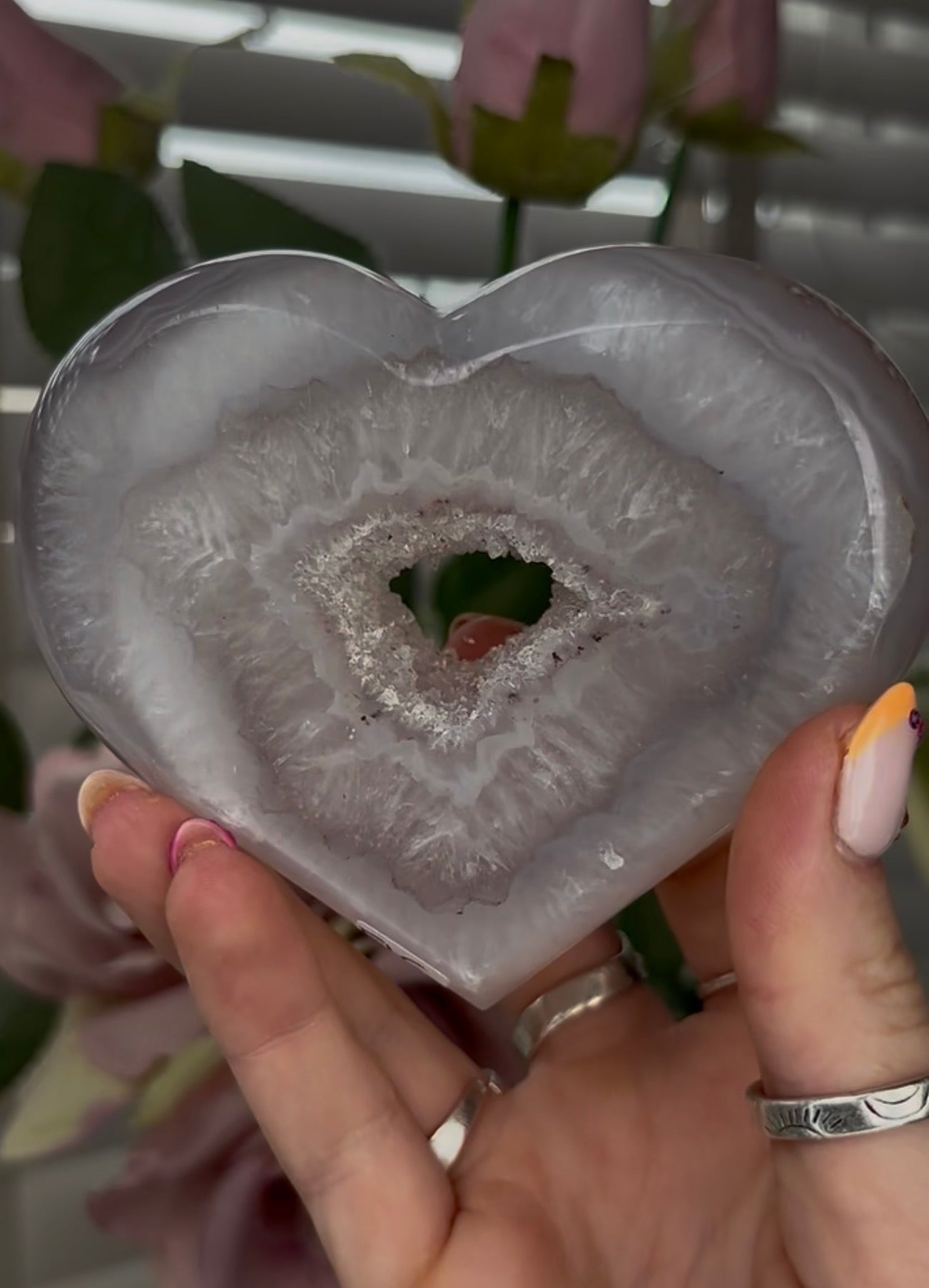 Beautiful, high grade, agate heart with druzy - comes with stand