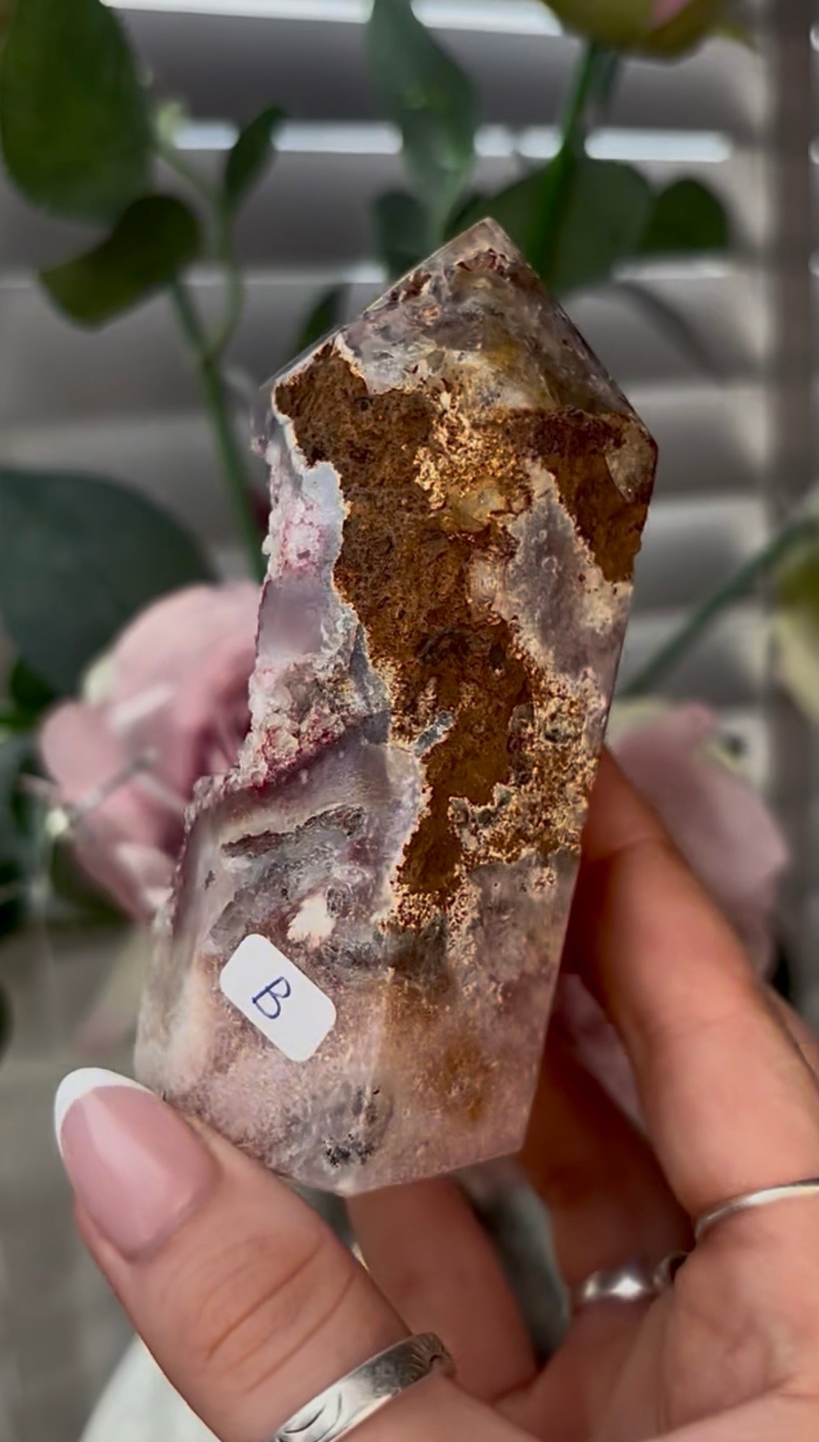 Beautiful, hq, druzy, Pink amethyst tower 10cm(h) by 5cm(w)