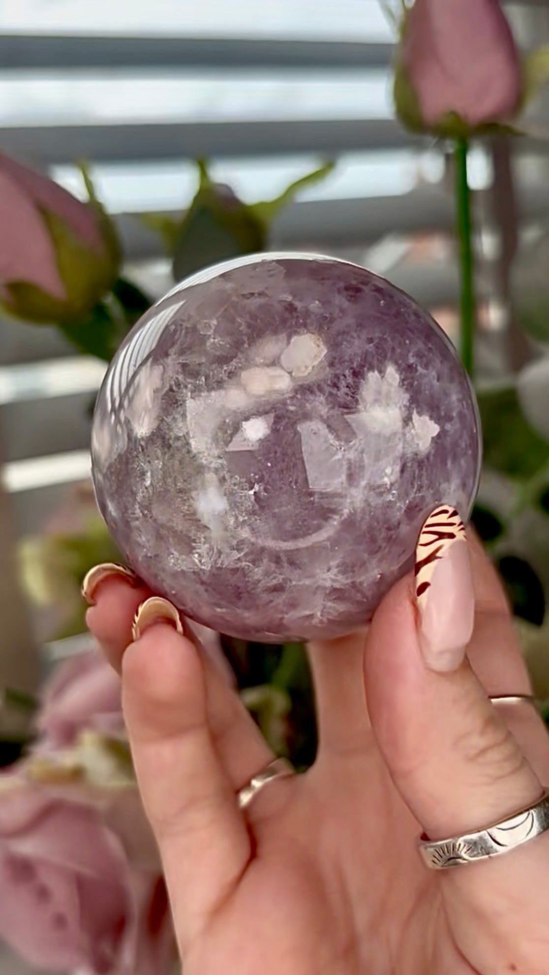 High grade, amethyst Flower agate sphere with high clarity quartz