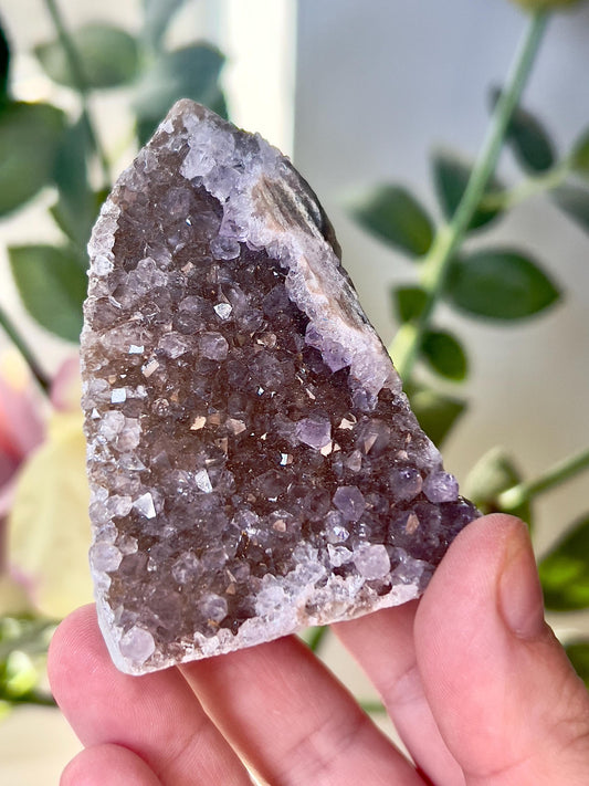 amethyst cutbase with green & purple tones freeform - 140g 7cm(h) 5cm(w)