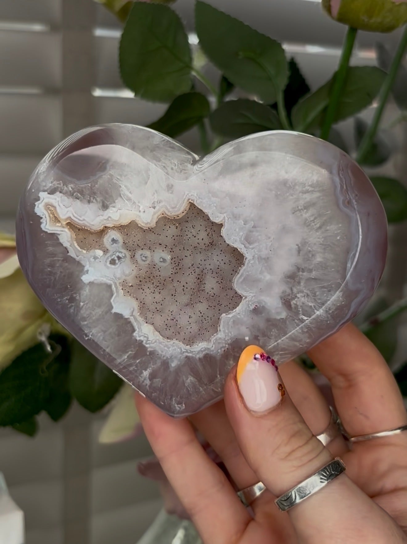 Beautiful, high grade, agate heart with druzy - comes with stand