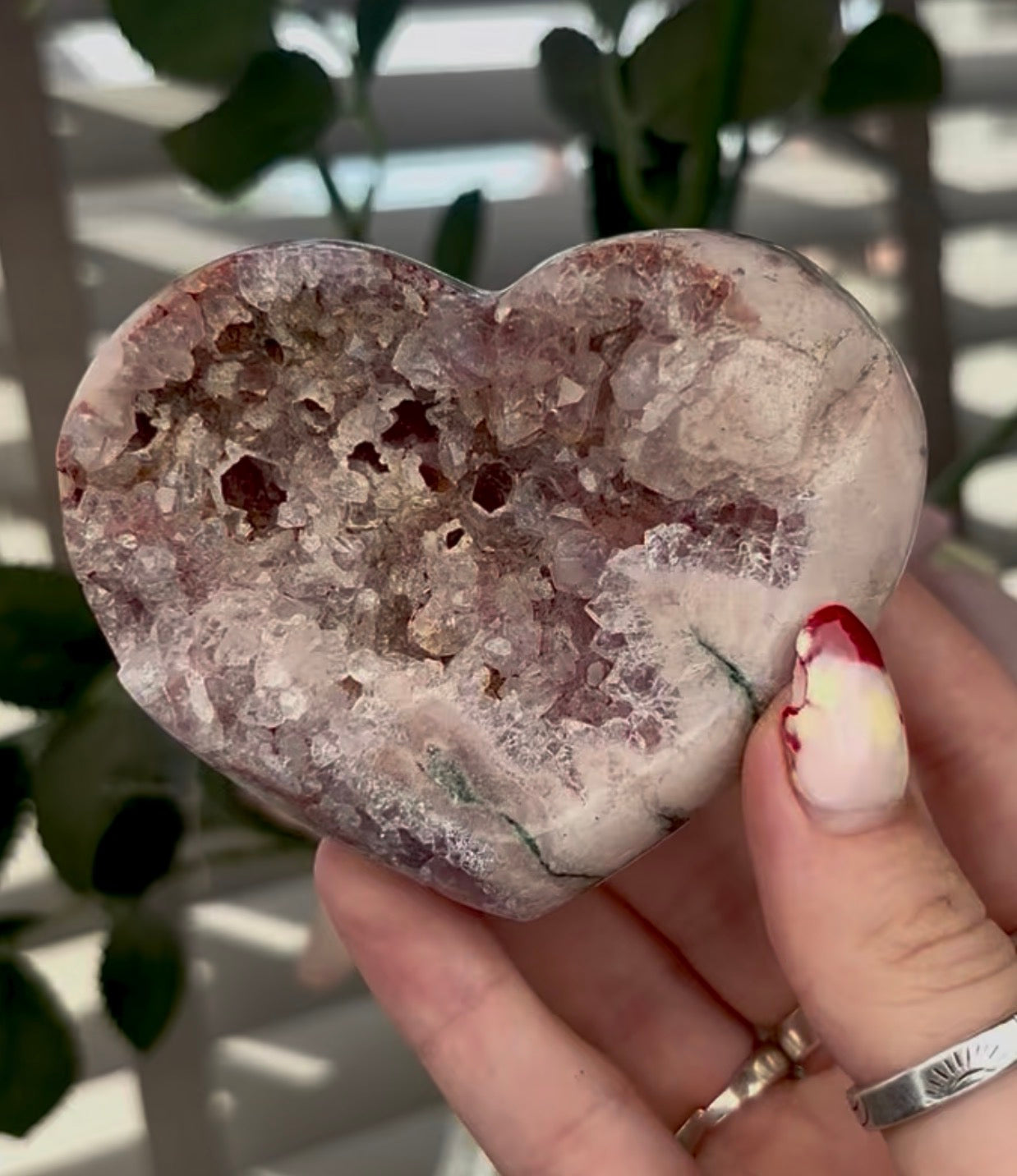 pink amethyst heart - comes with stand 8.5cm