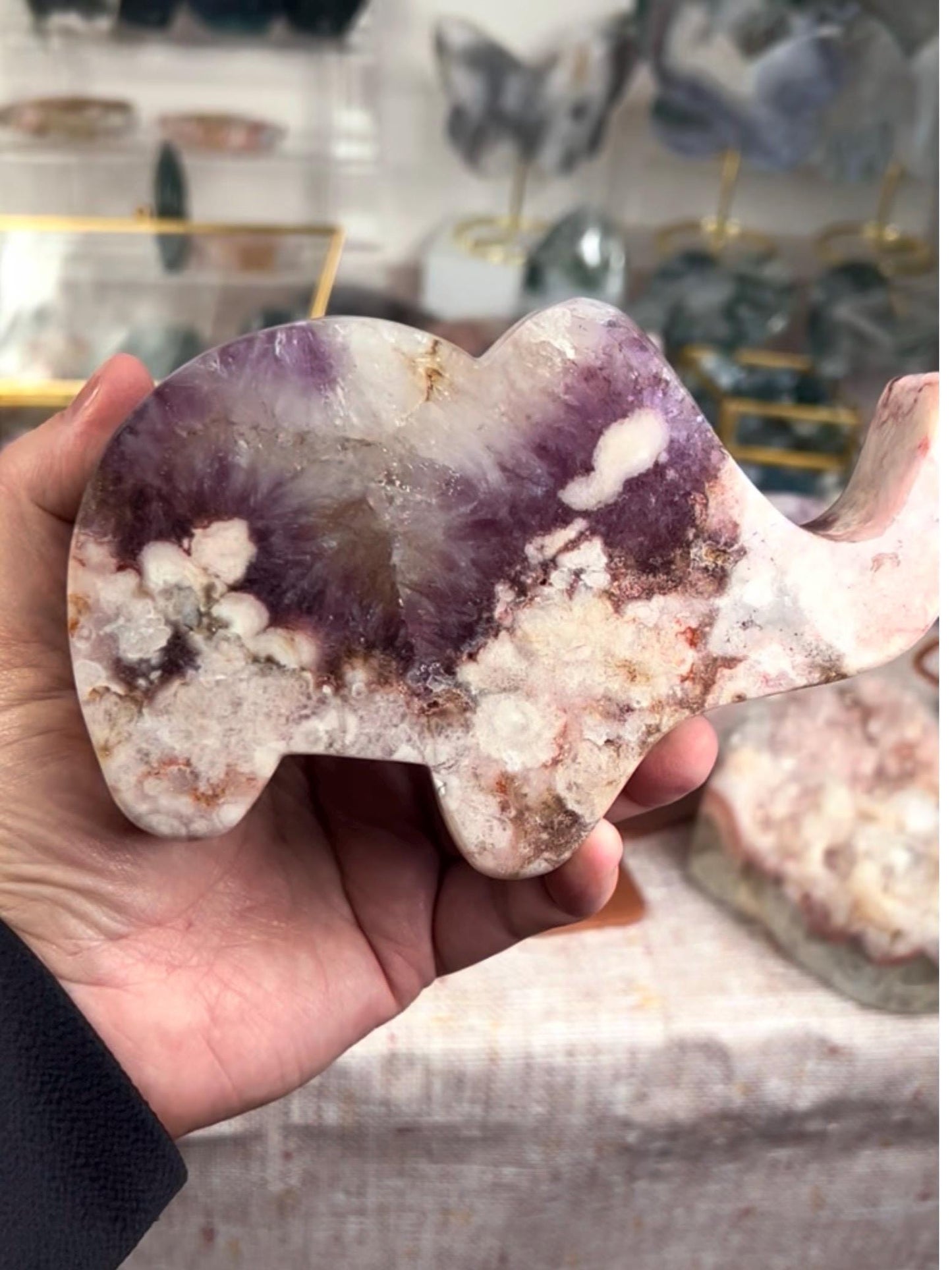 High grade, amethyst x flower agate freestanding, elephant