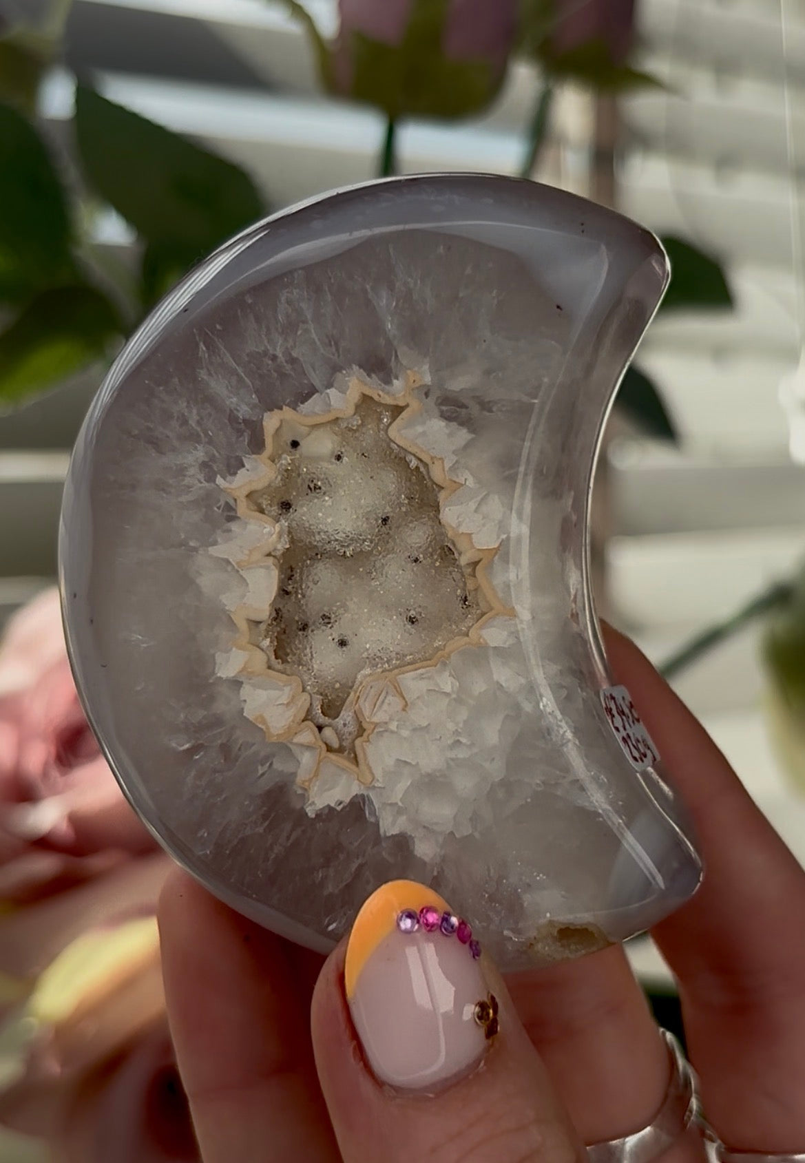 Beautiful, high quality, agate moon  with sugar druzy - stand included