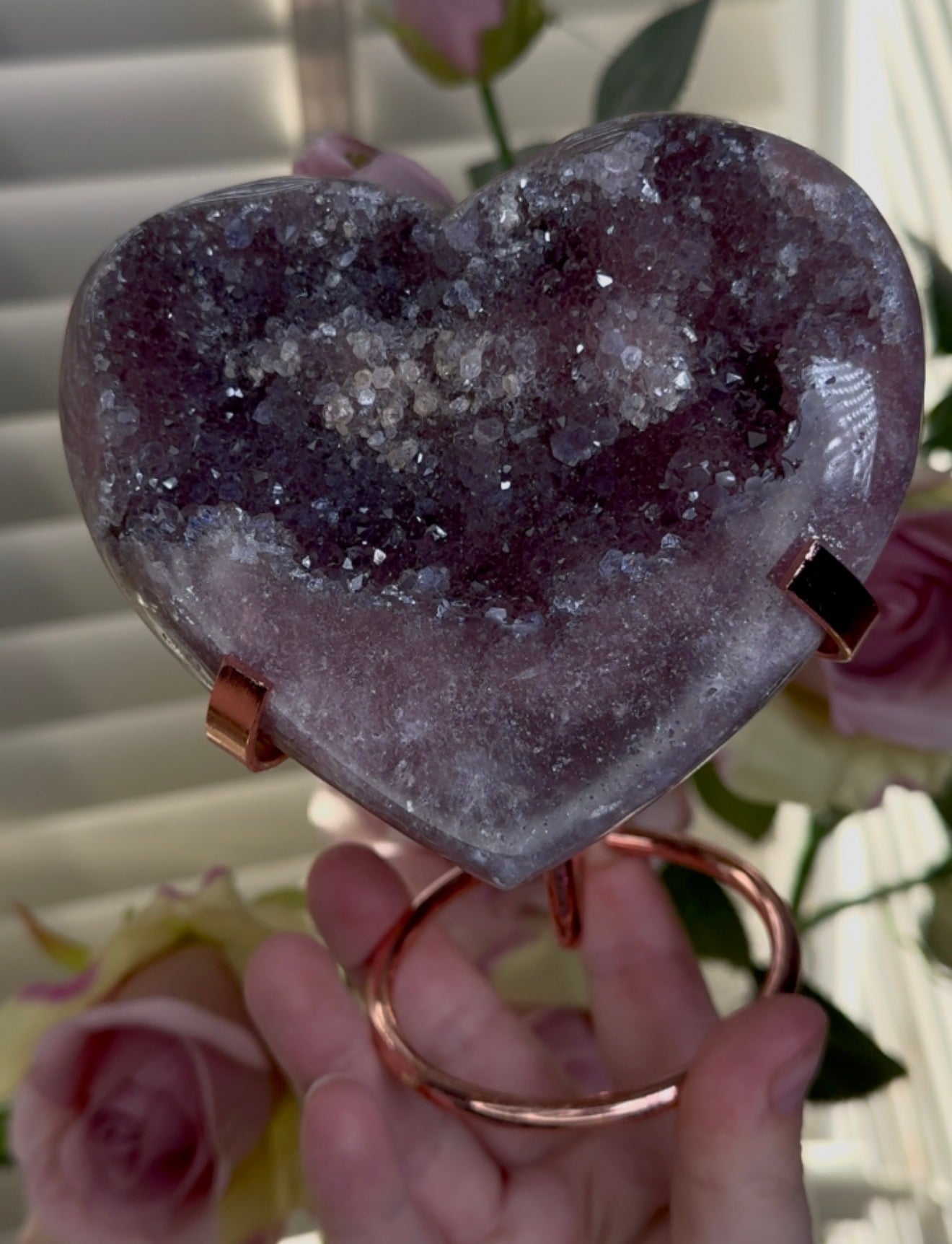 Hq pink amethyst heart  in a deep purple tone - comes with stand