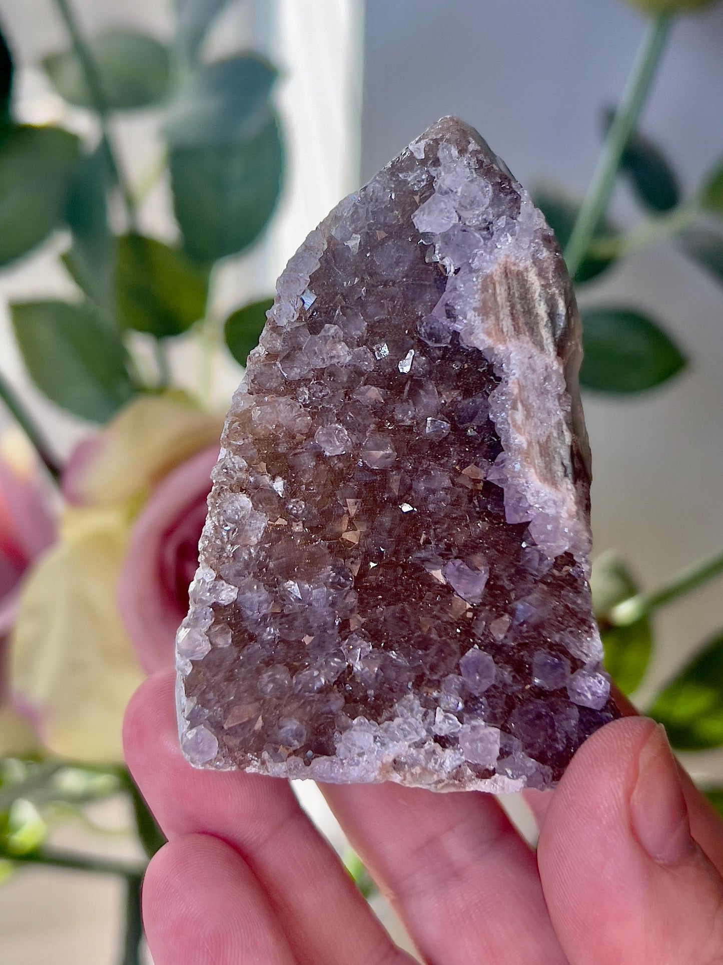 amethyst cutbase with green & purple tones freeform - 140g 7cm(h) 5cm(w)