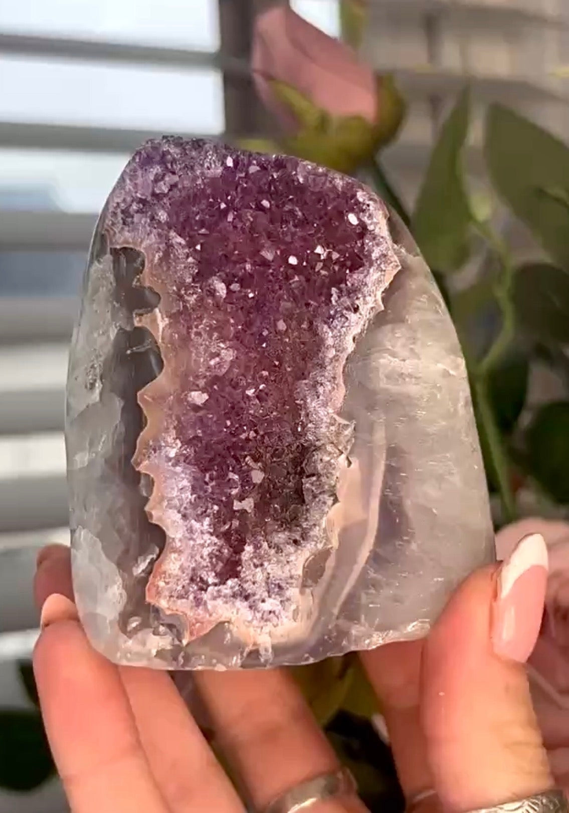 High quality, purple toned, rainbow amethyst agate, cutbase