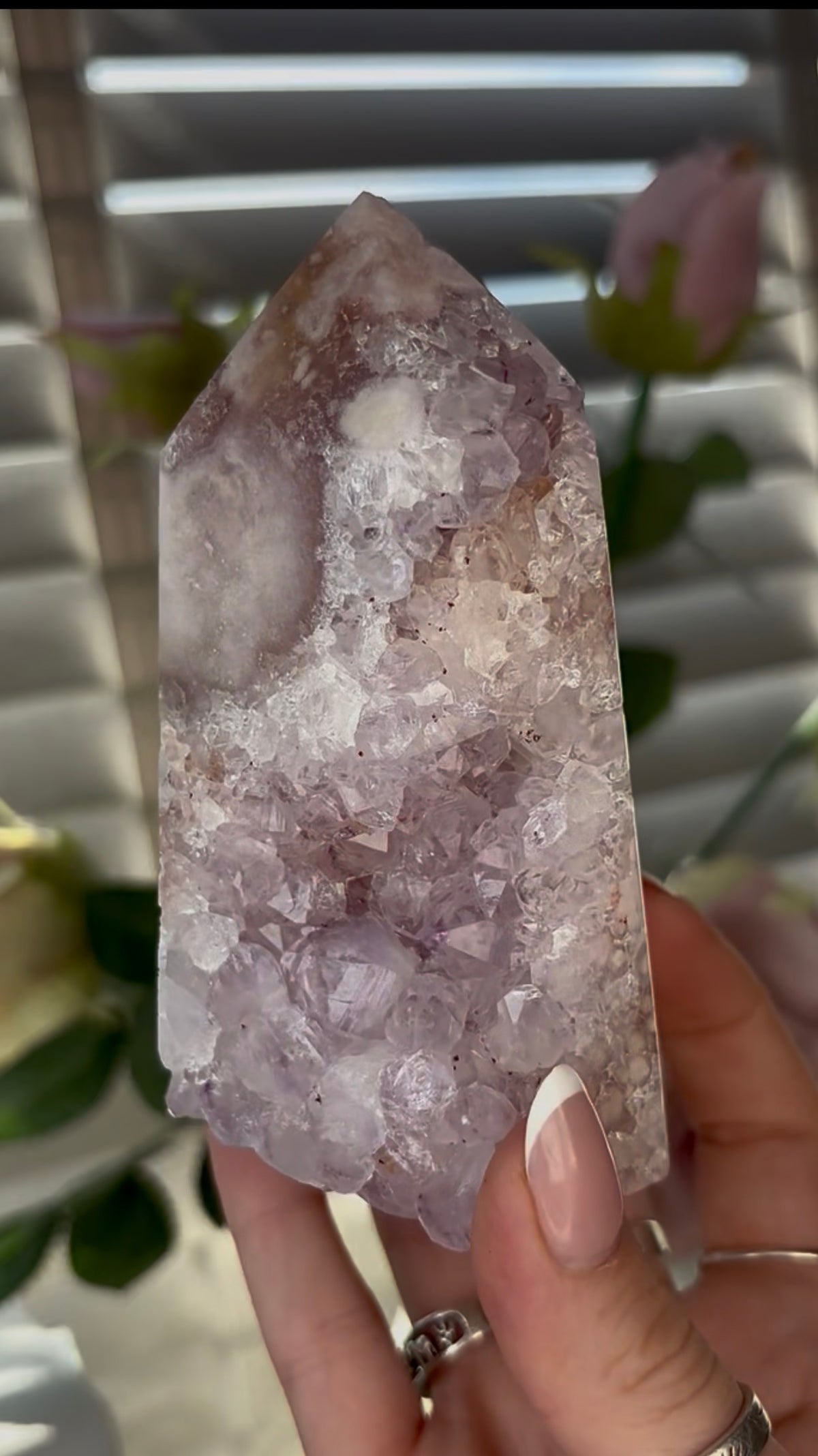 Beautiful, chunky Pink amethyst tower with lilac quartz 11.5cm(h) by 6.5cm(w)