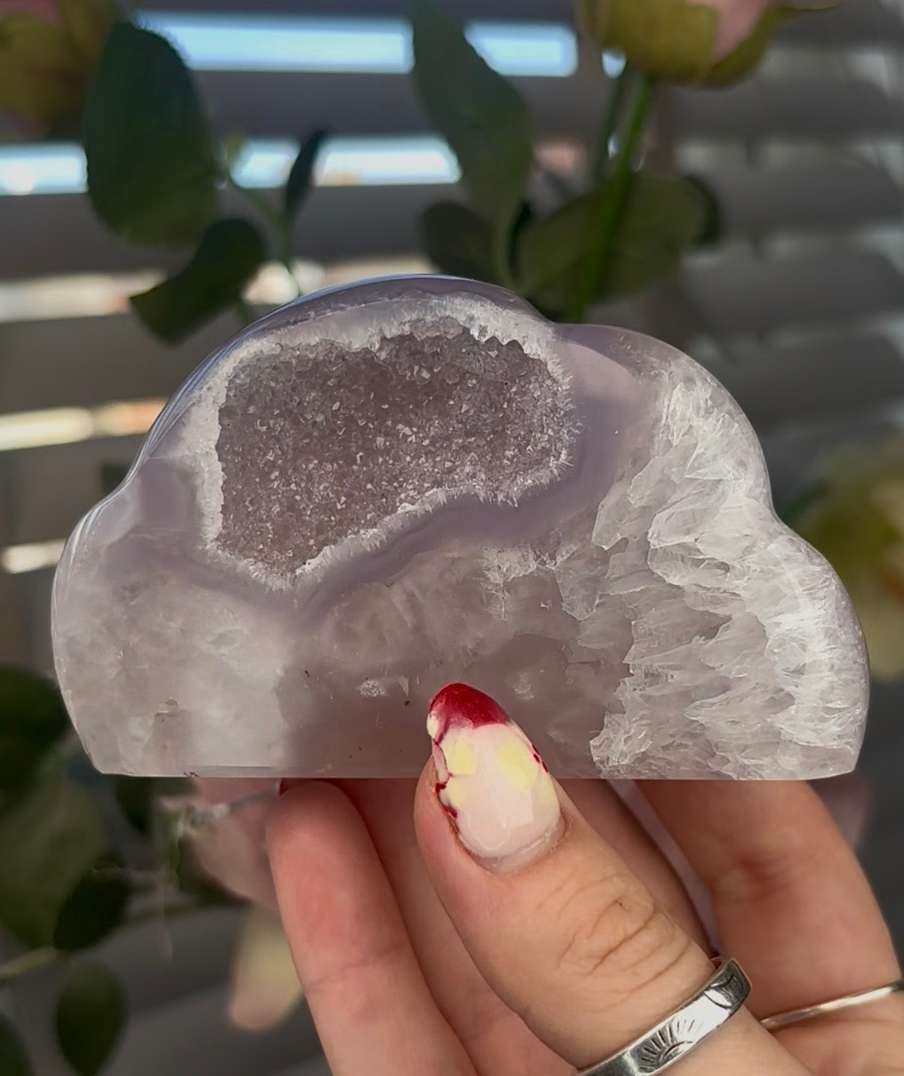 Beautiful, agate cloud with druzy