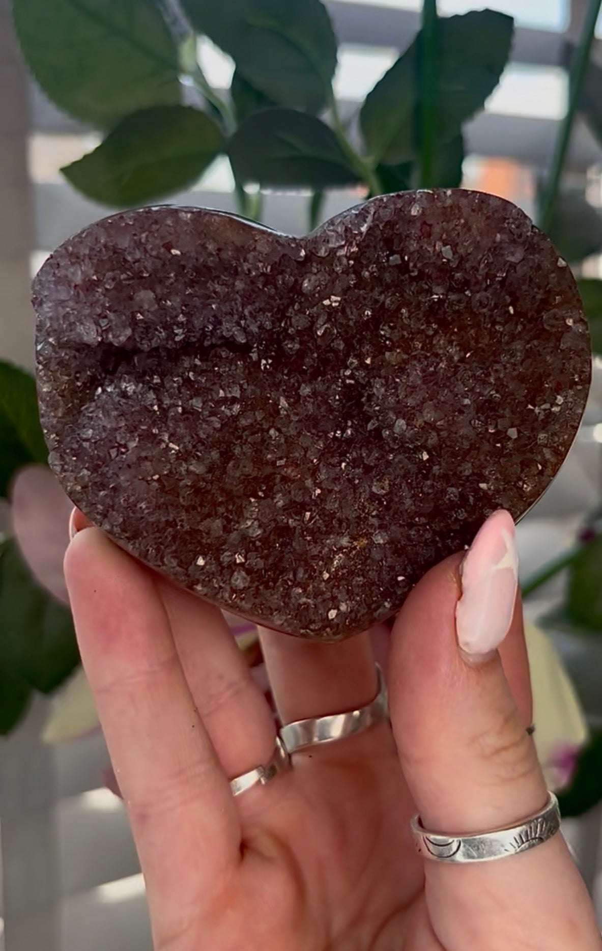 Uruguay, rainbow amethyst heart - comes with stand in purple berry tones