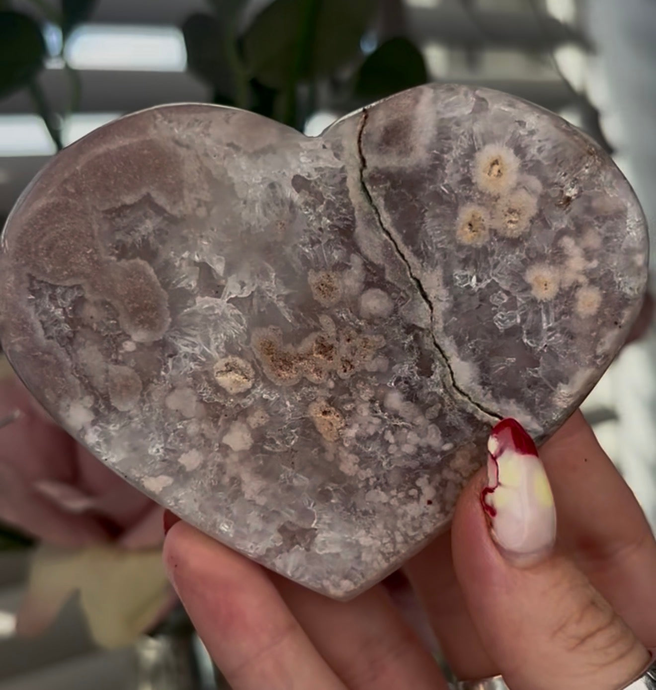 pink amethyst heart - comes with stand 9.5cm