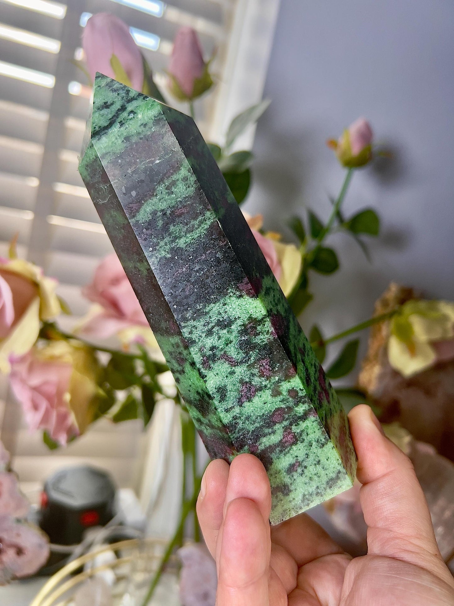 Large, high grade, ruby in zoisite tower 735g
