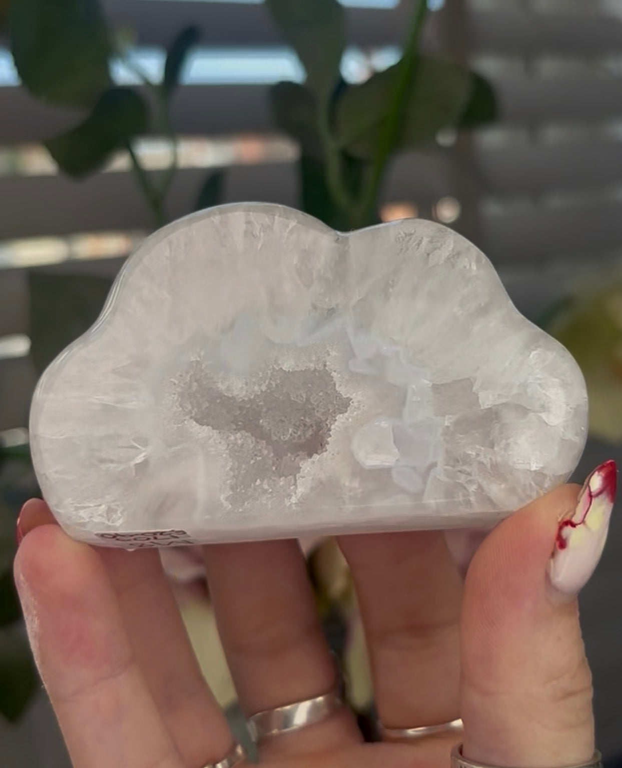 Beautiful, agate cloud with druzy