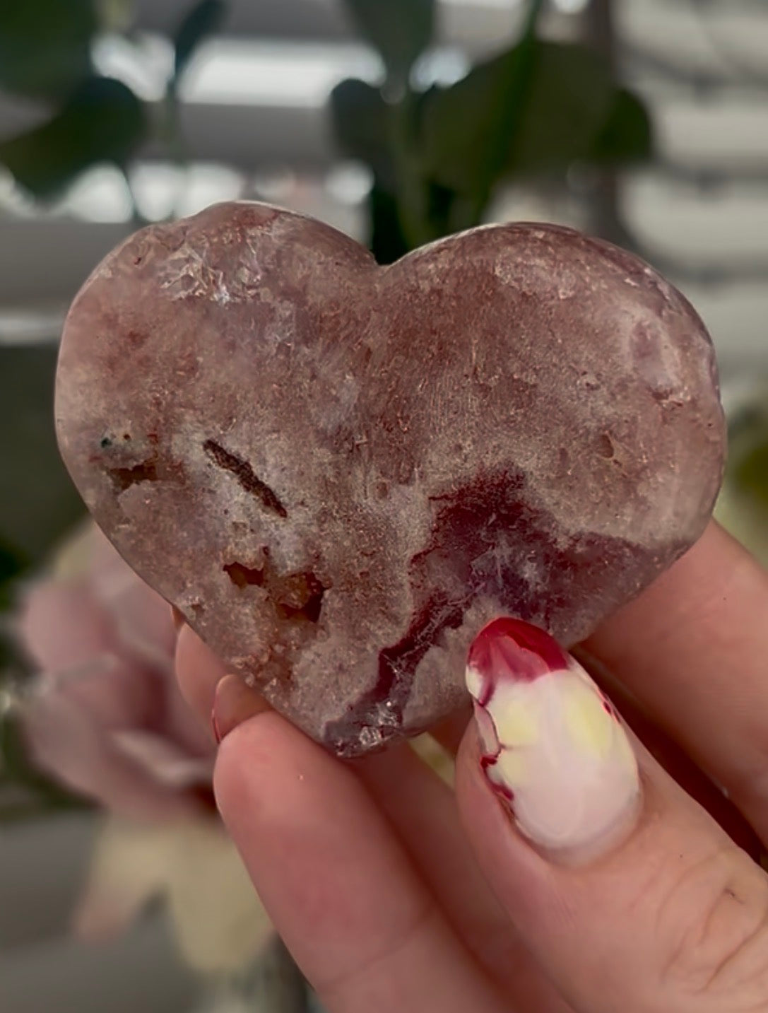 Mini pink amethyst heart - comes with stand 6cm