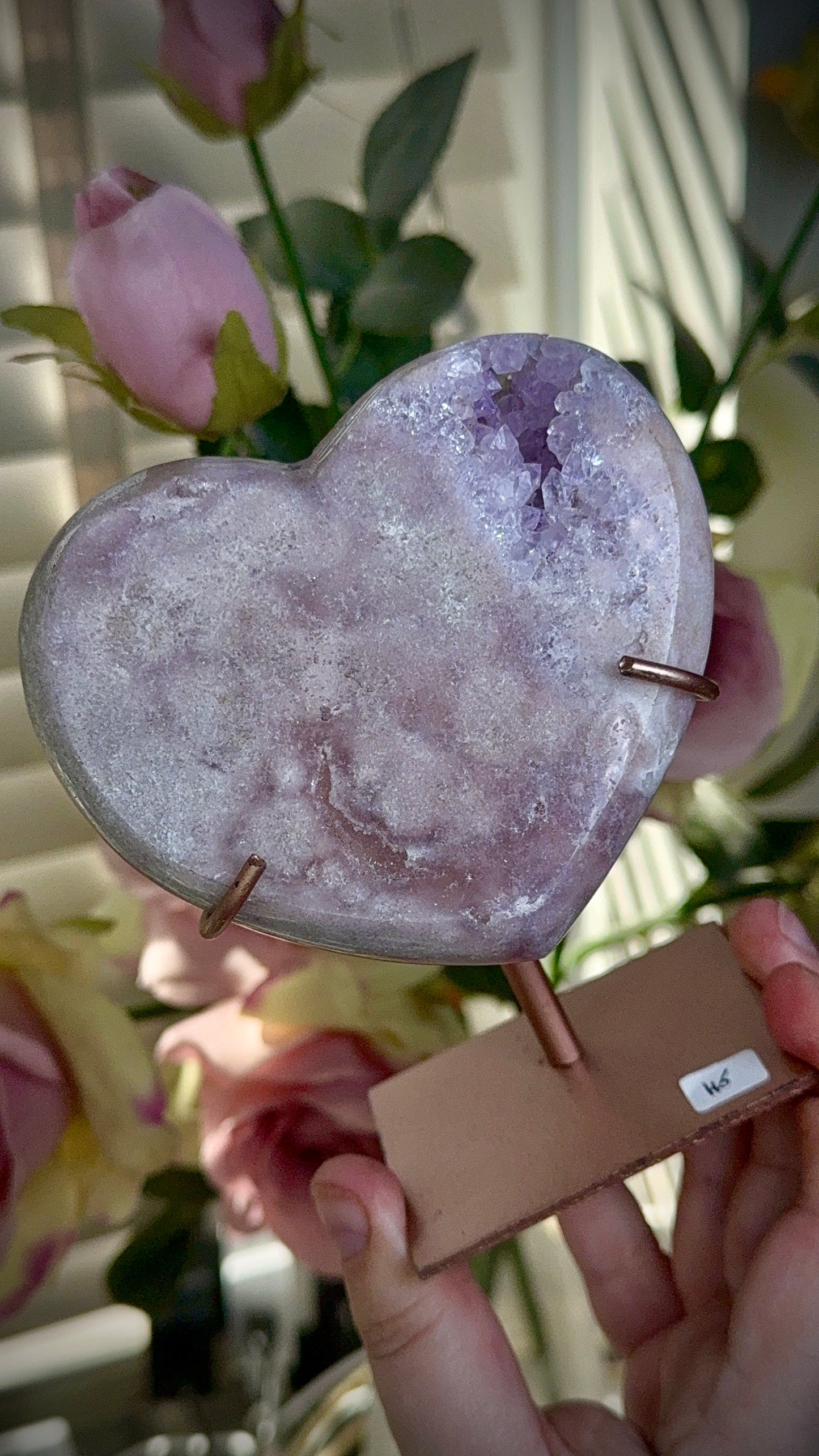 Hq pink amethyst heart - comes with stand
