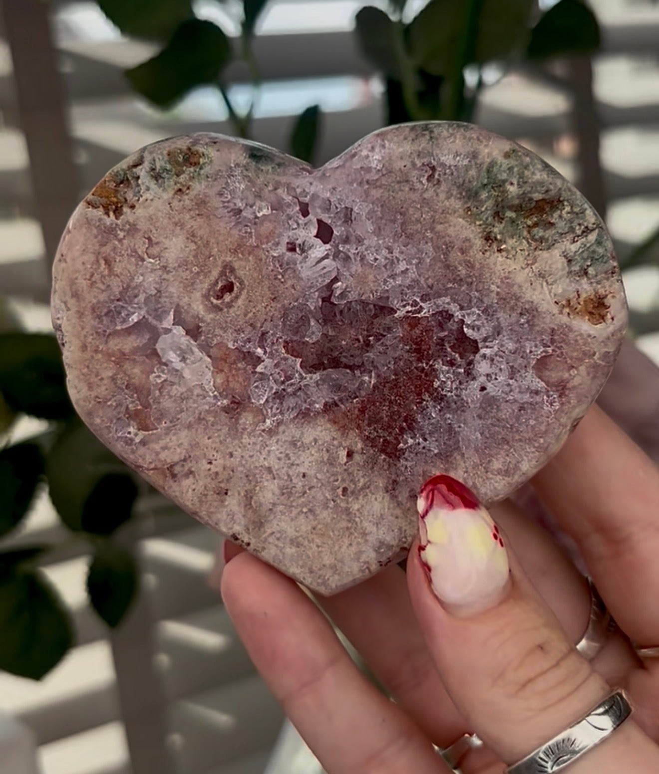 pink amethyst heart - comes with stand 9.5cm