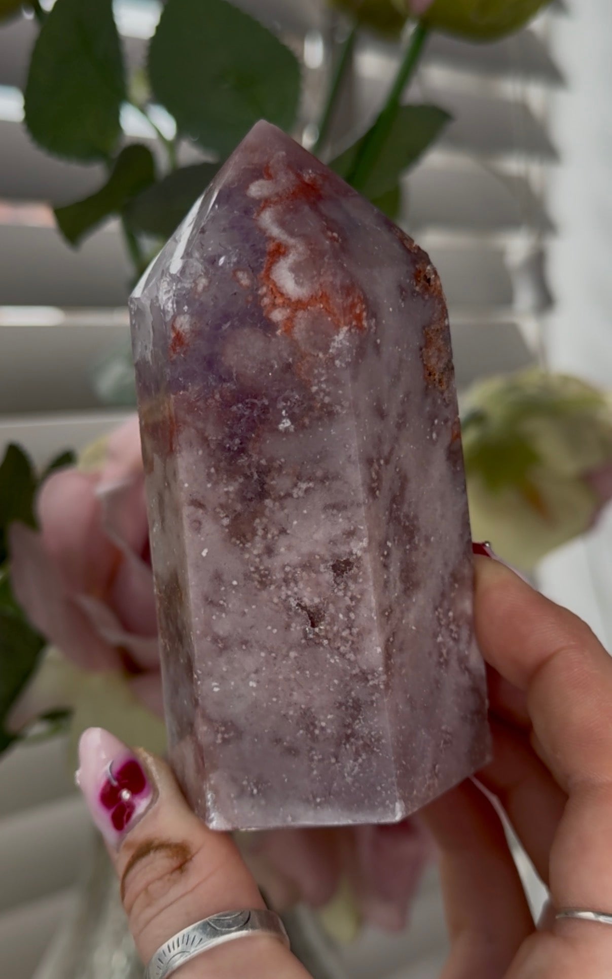 High quality Pink amethyst tower in purple & lilac tones 10.5(h) 5cm(w)