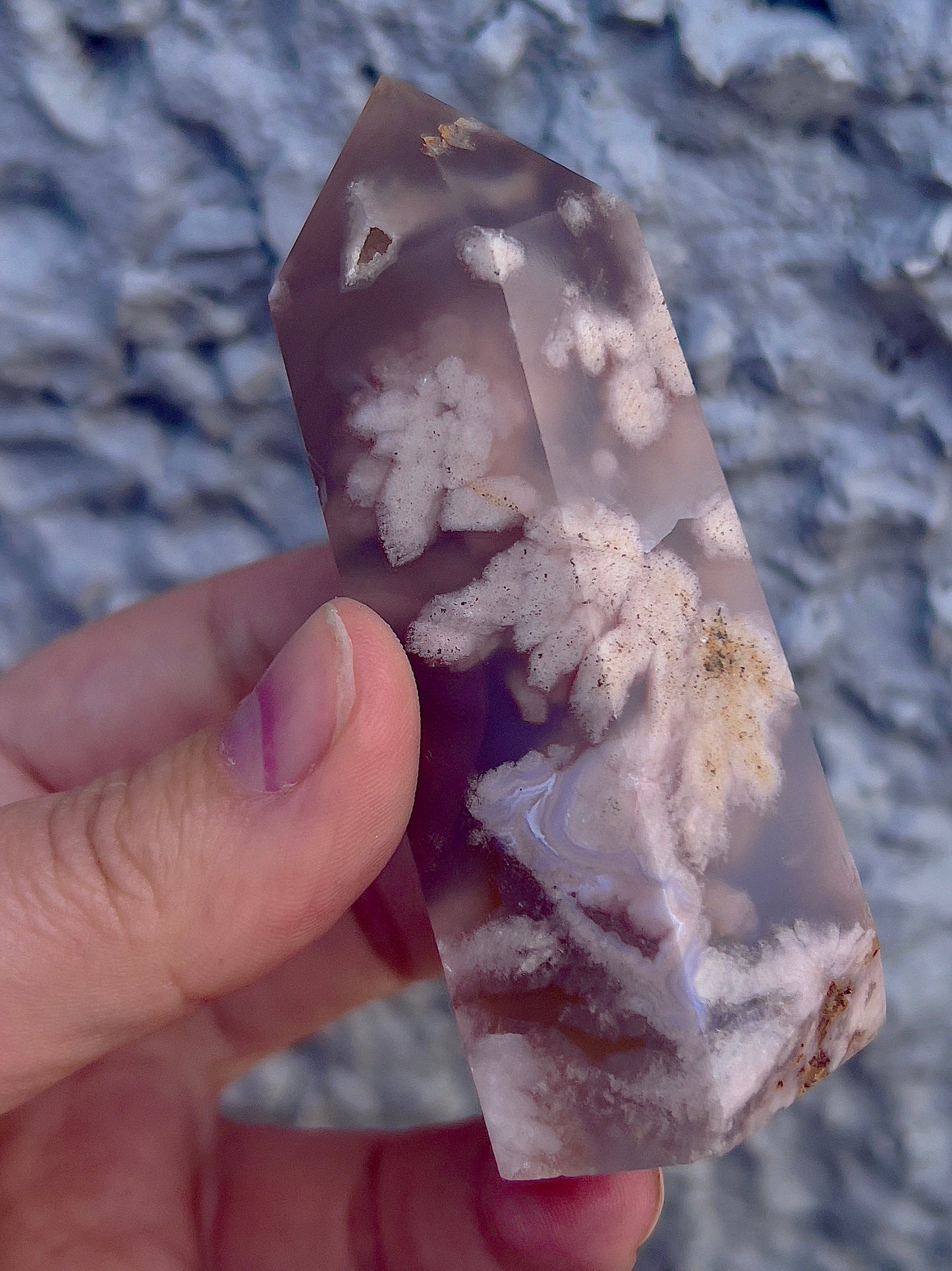 Chonky flower agate tower