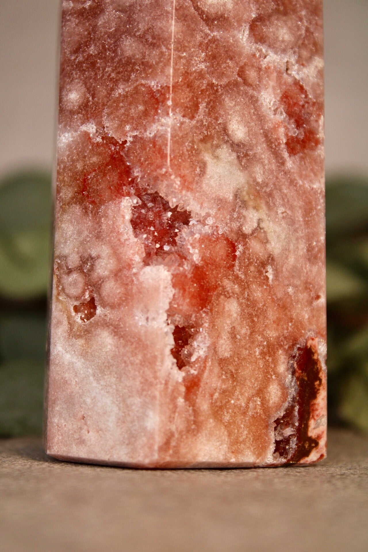 High quality Pink amethyst tower with quartz druzy formations 375g 11.5cm high
