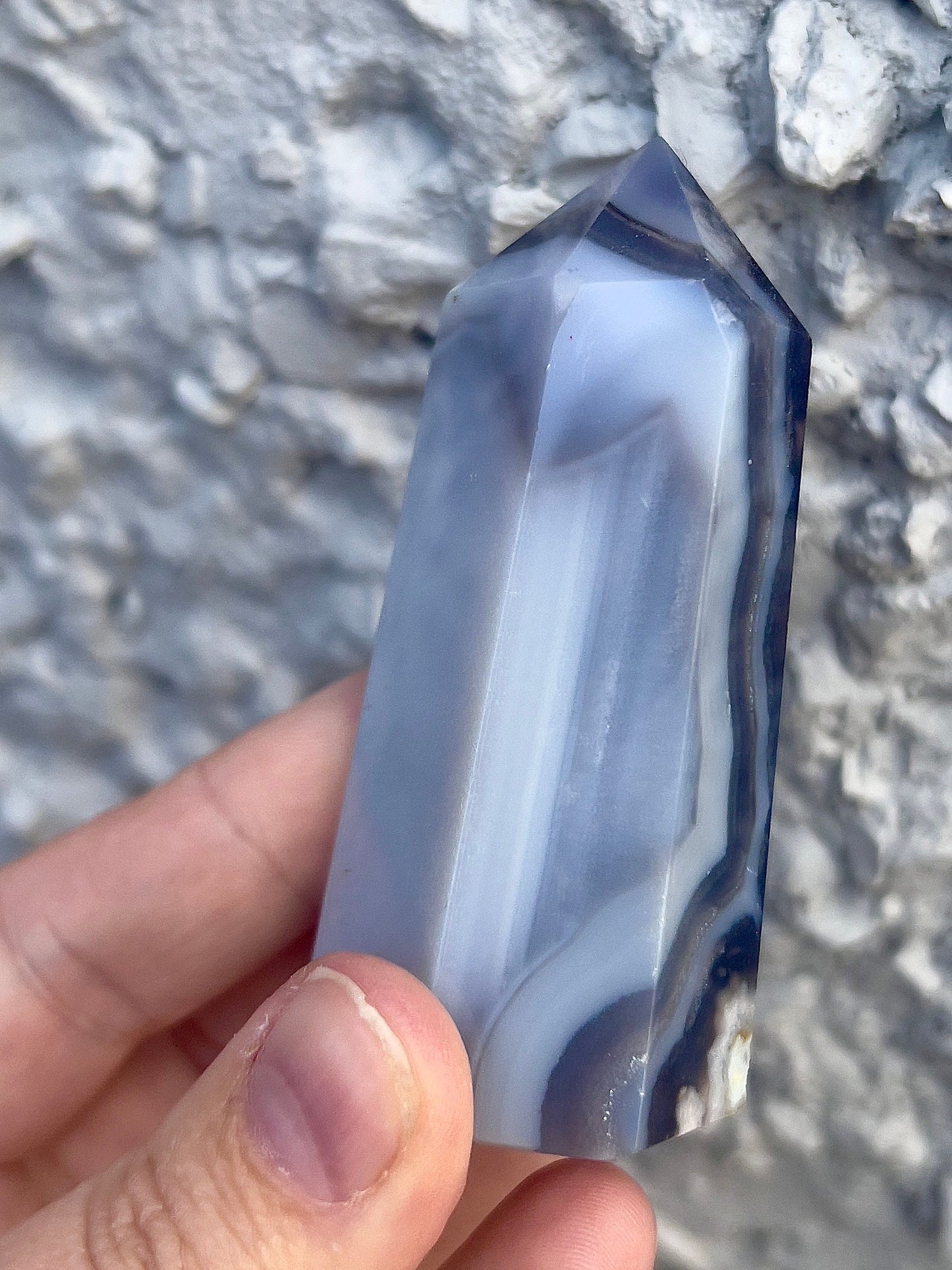 black & blue flower agate tower