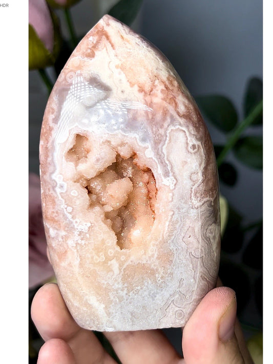 High grade, pink amethyst flame in pastel tones and sugar druzy