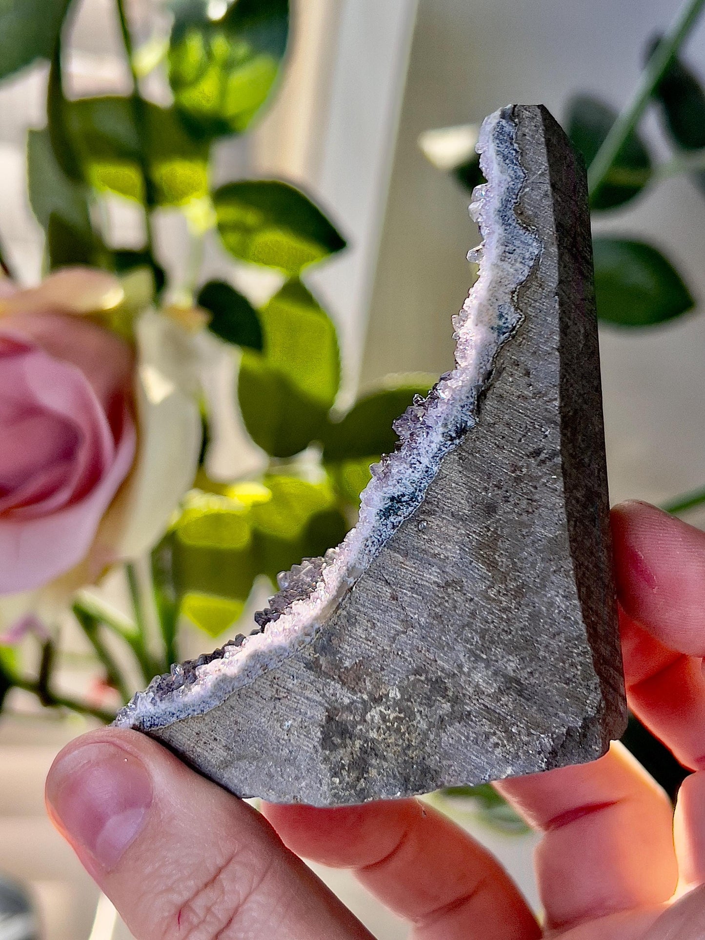 amethyst cutbase freeform 165G 8CM(H) 5CM(W)