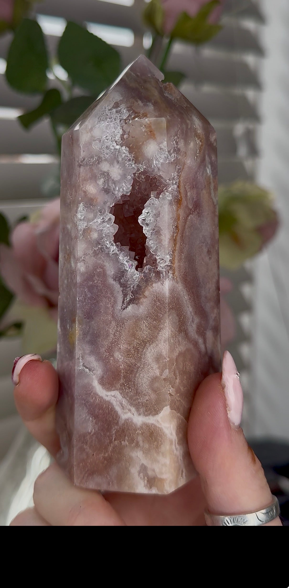 Pink amethyst tower 13cm(h) 5cm(w)