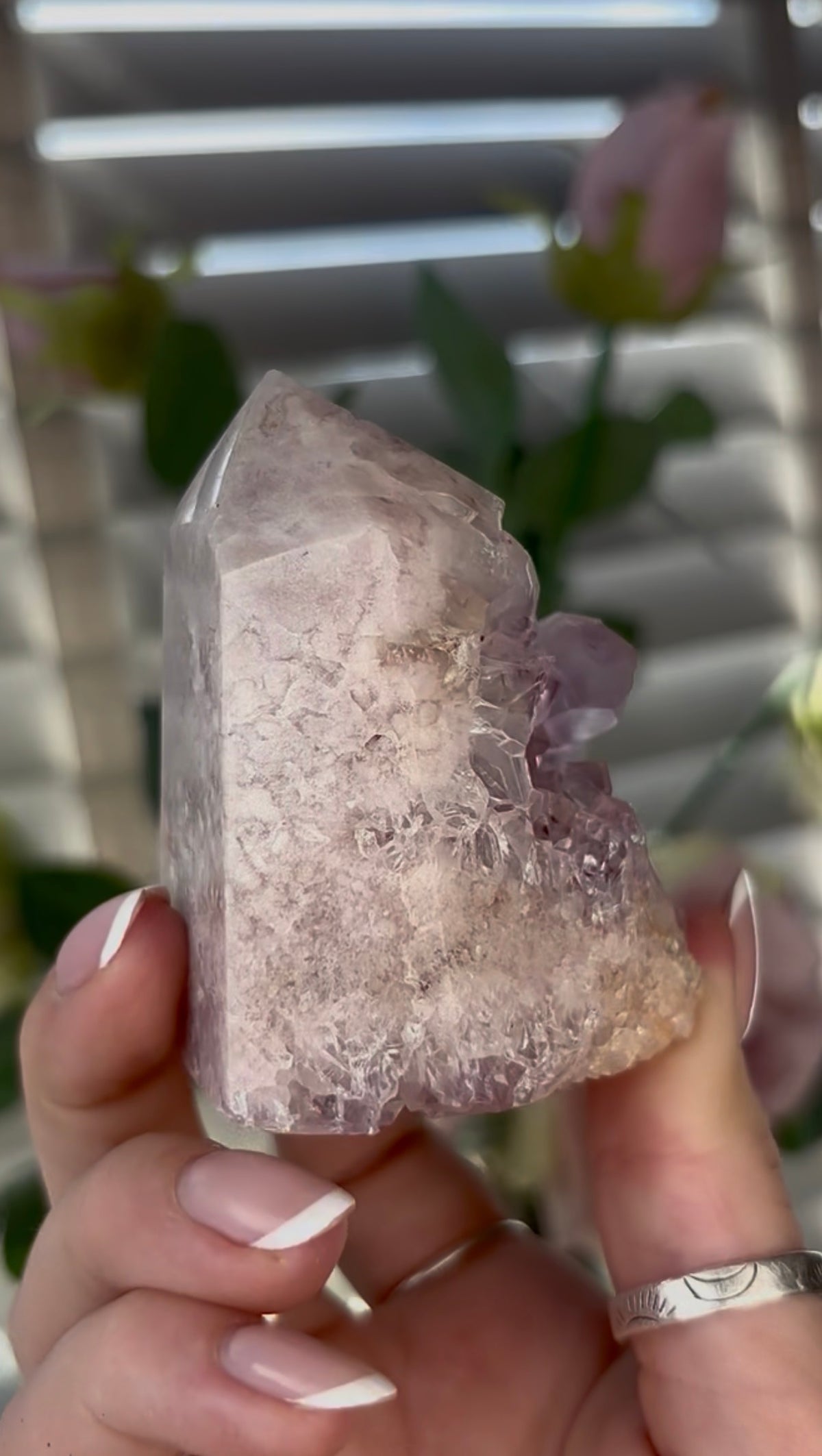 Beautiful, chunky Pink amethyst tower with lilac quartz 6.6cm(h) by 5cm(w)