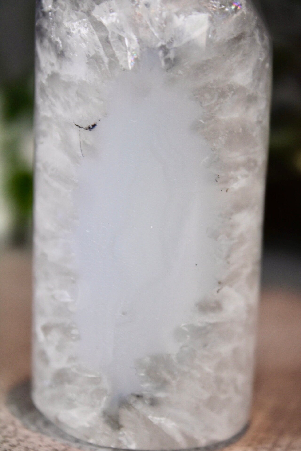 Circular, quartz agate tower