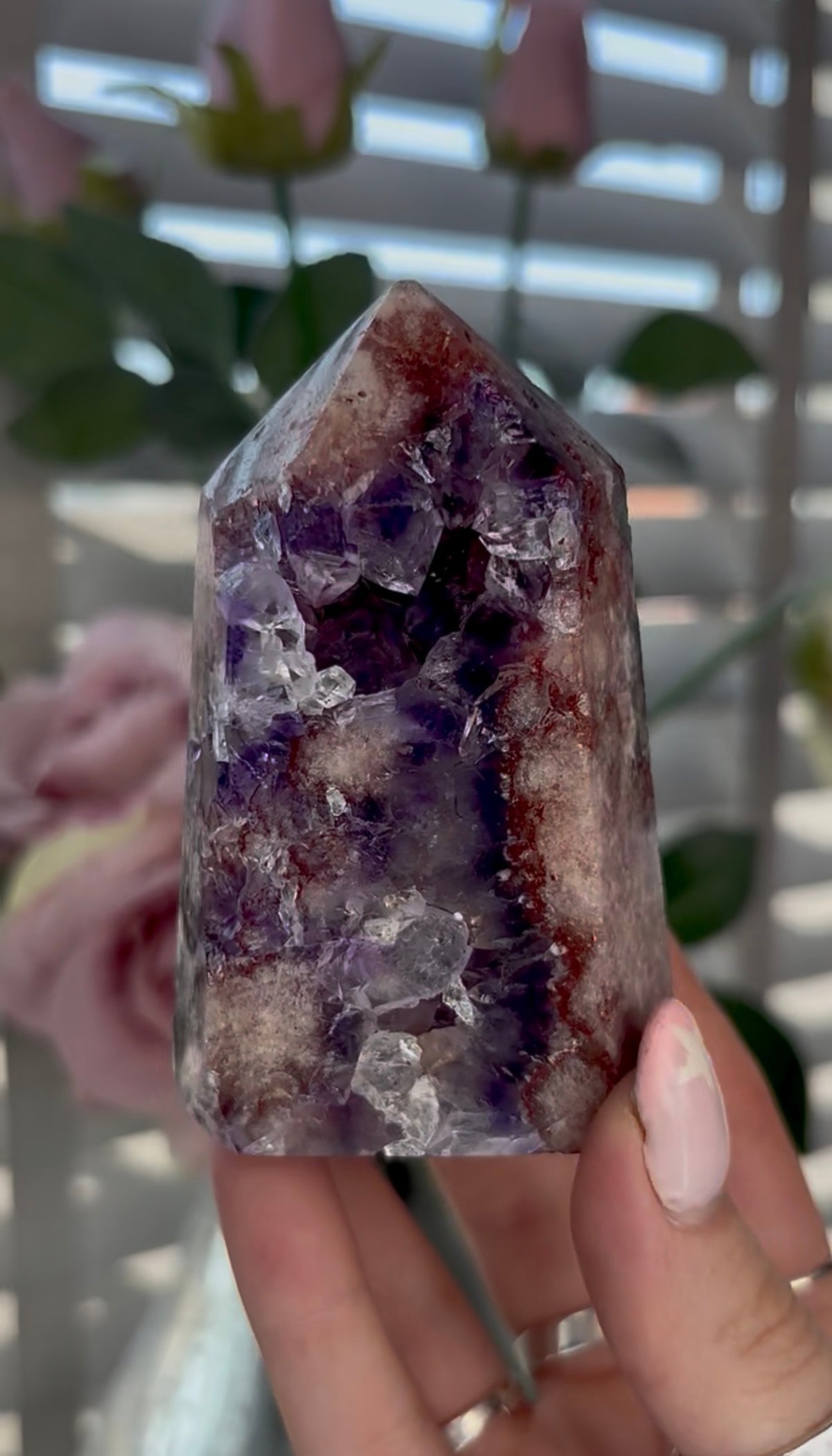 Beautiful, high quality, Pink amethyst tower with red tones, purple quartz 8.8cm