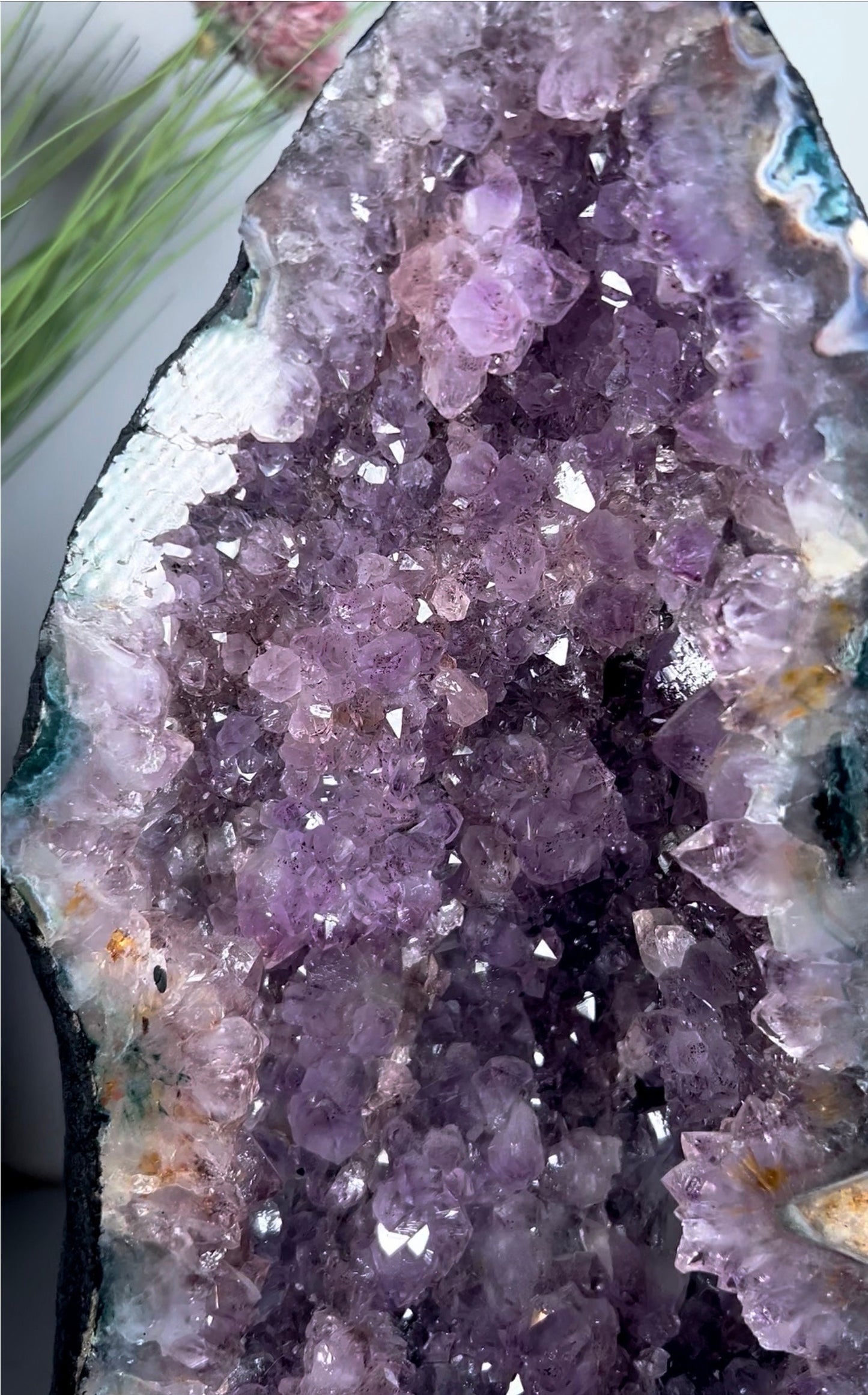 High grade, amethyst cathedral 32cm tall