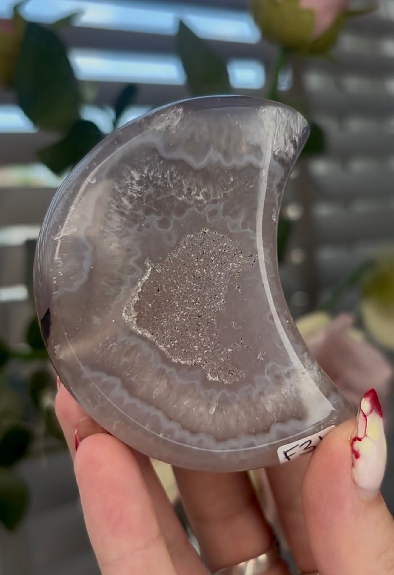 Beautiful, agate moon with druzy - stand included