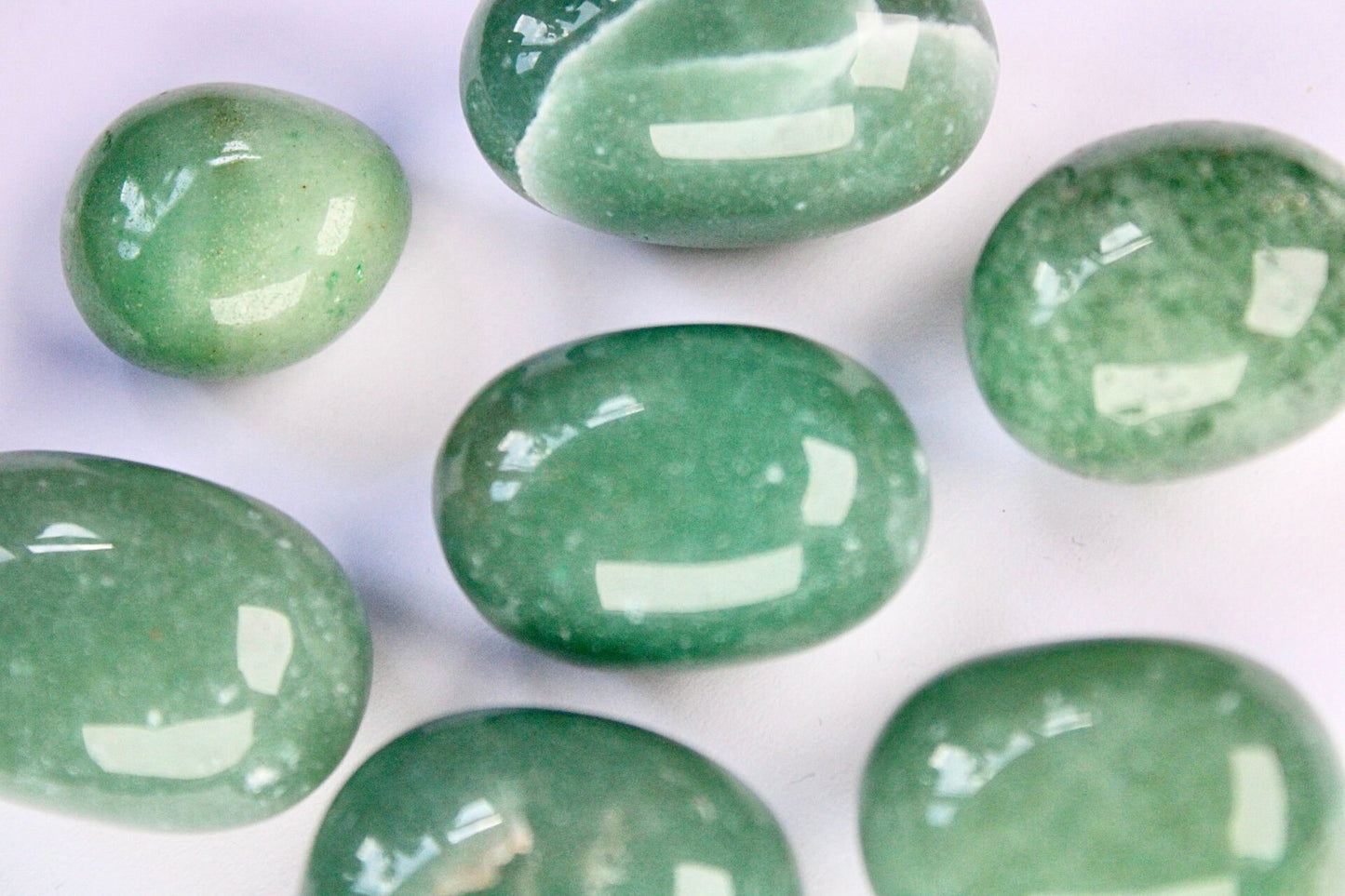Green aventurine tumble