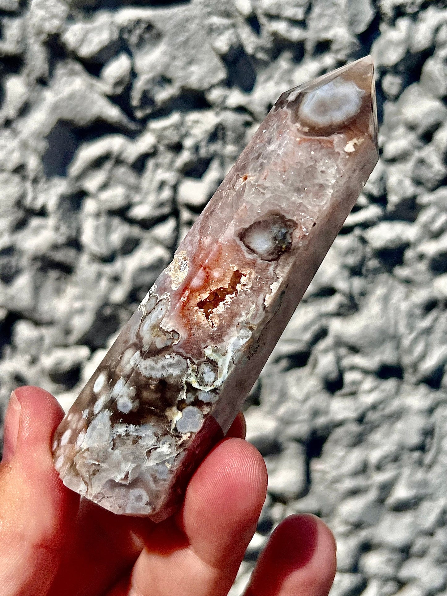 Black flower agate tower with pink amethyst