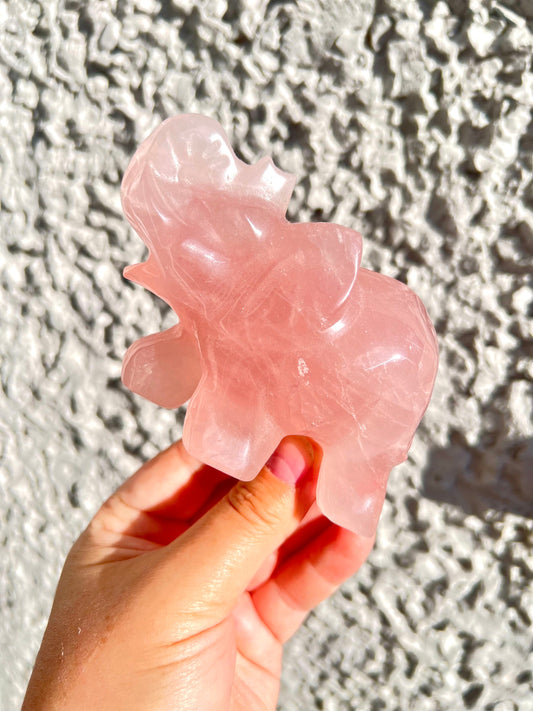 Starlight, rose quartz, elephant, carving 7.5cm (H) 10cm(L)